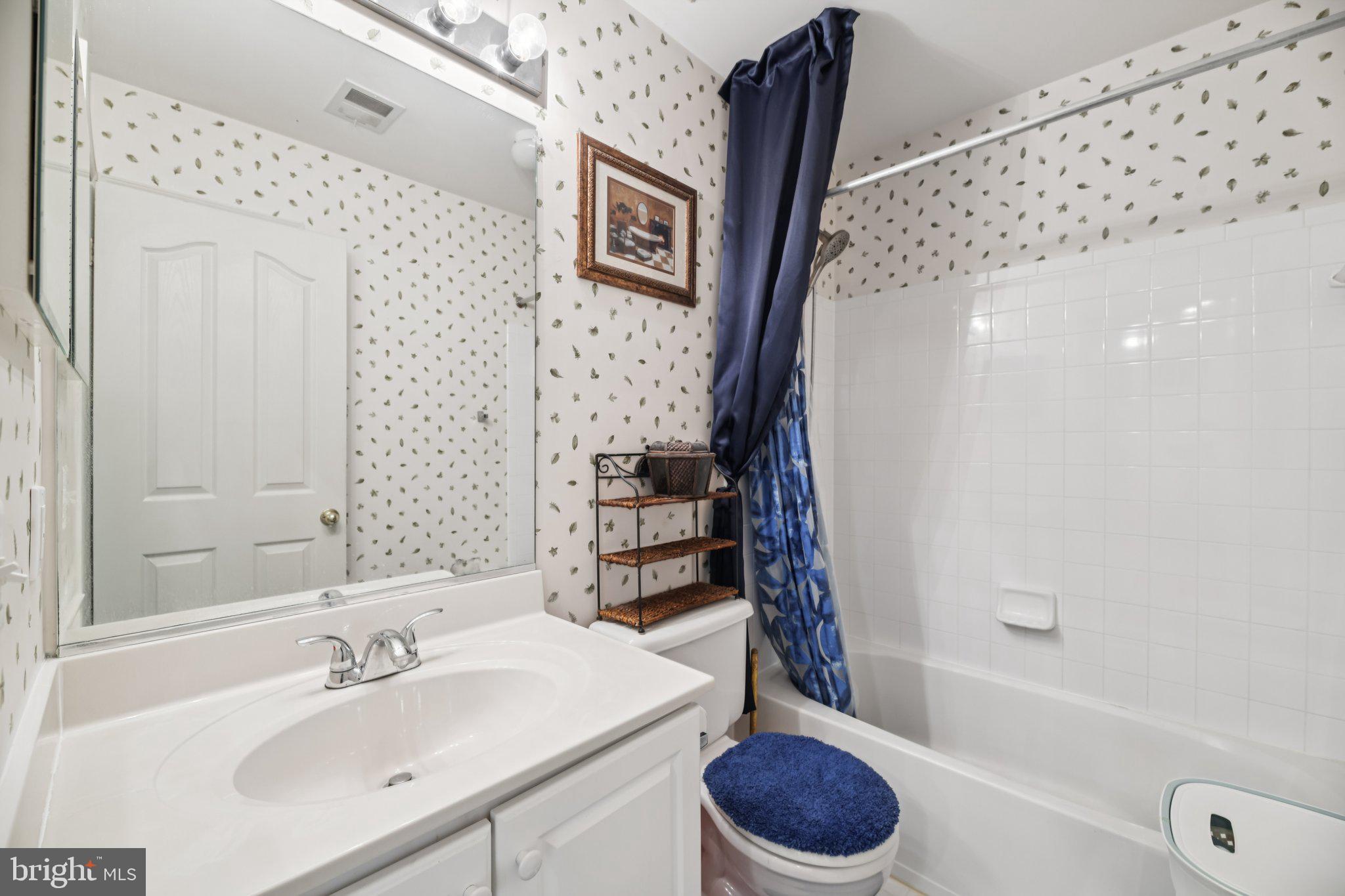 GRAYSTONE AT MARLBOROUGH - Residential