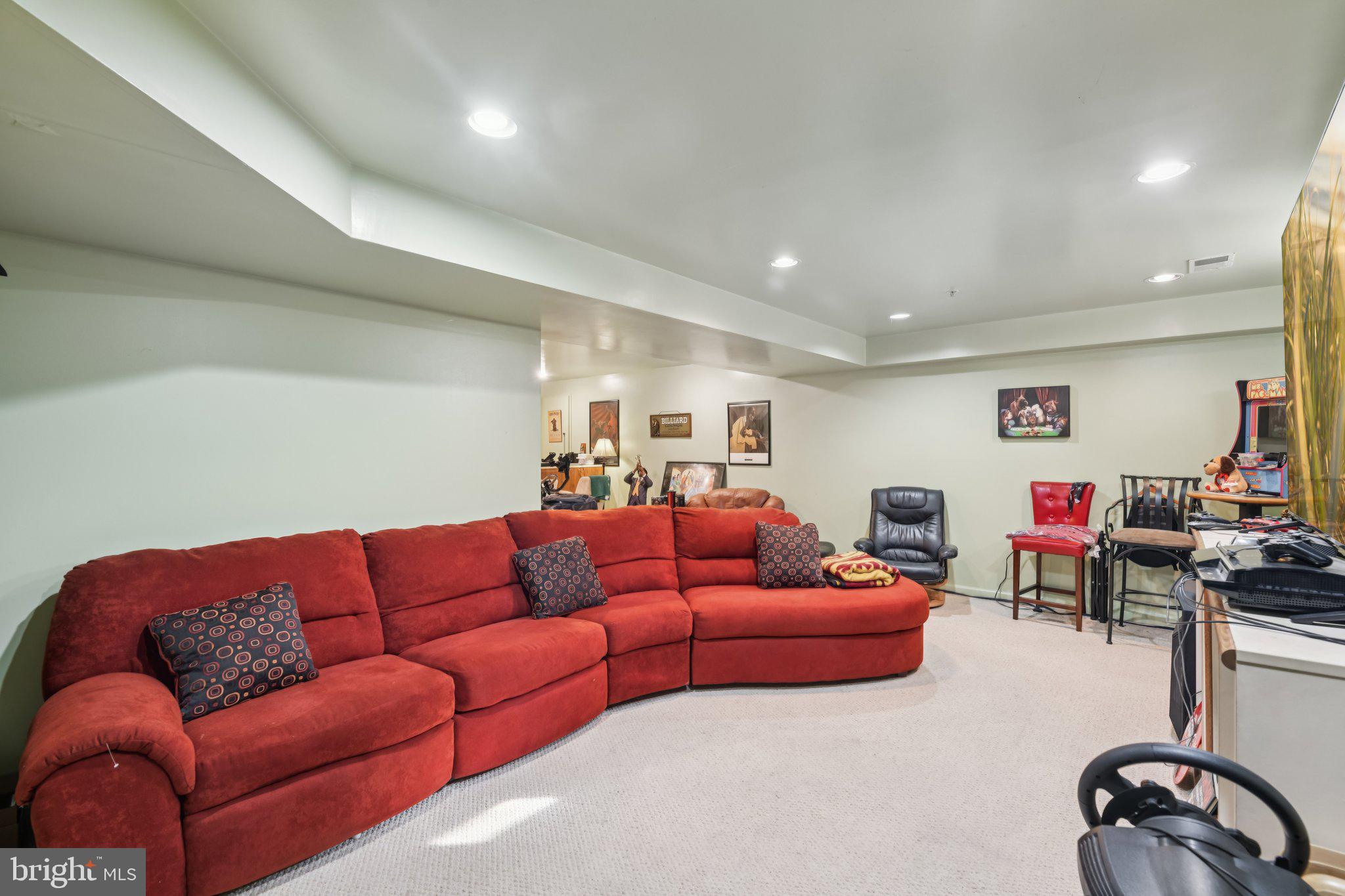 GRAYSTONE AT MARLBOROUGH - Residential