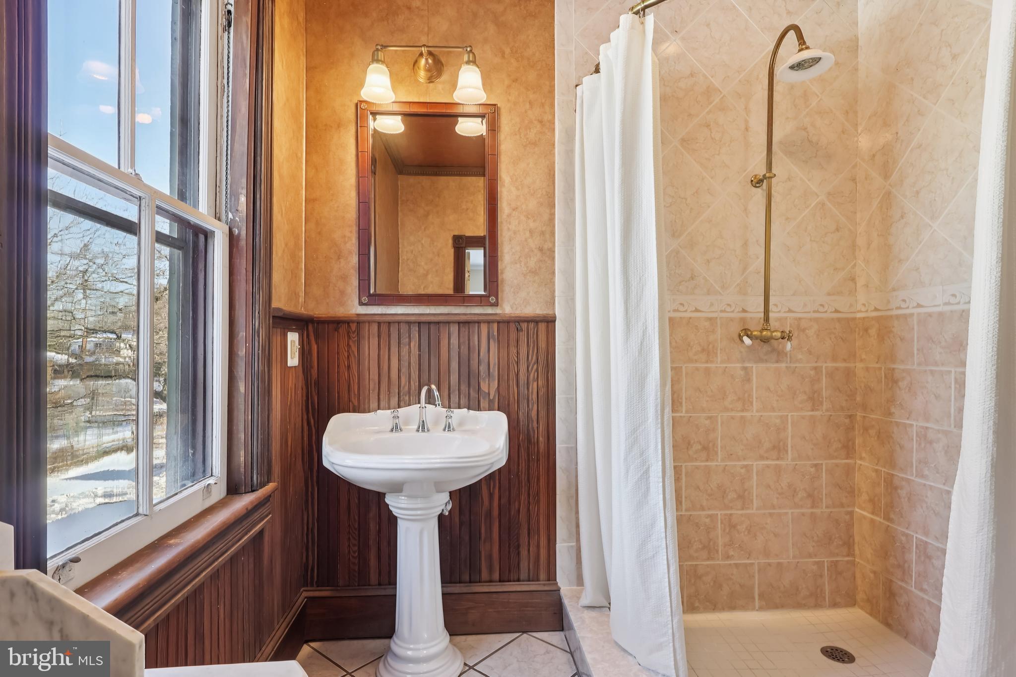 CARRIAGE PARK - Residential