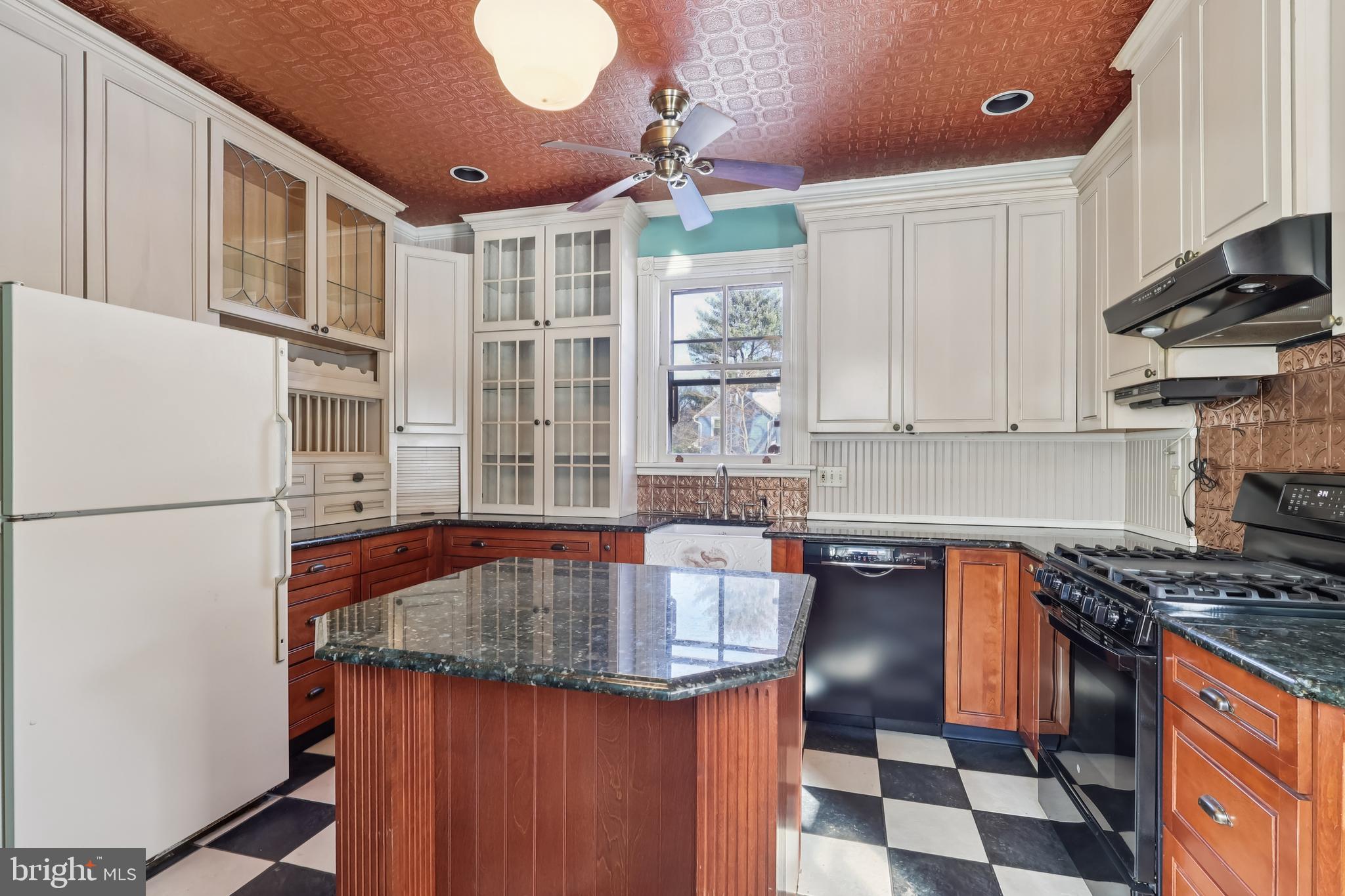 CARRIAGE PARK - Residential