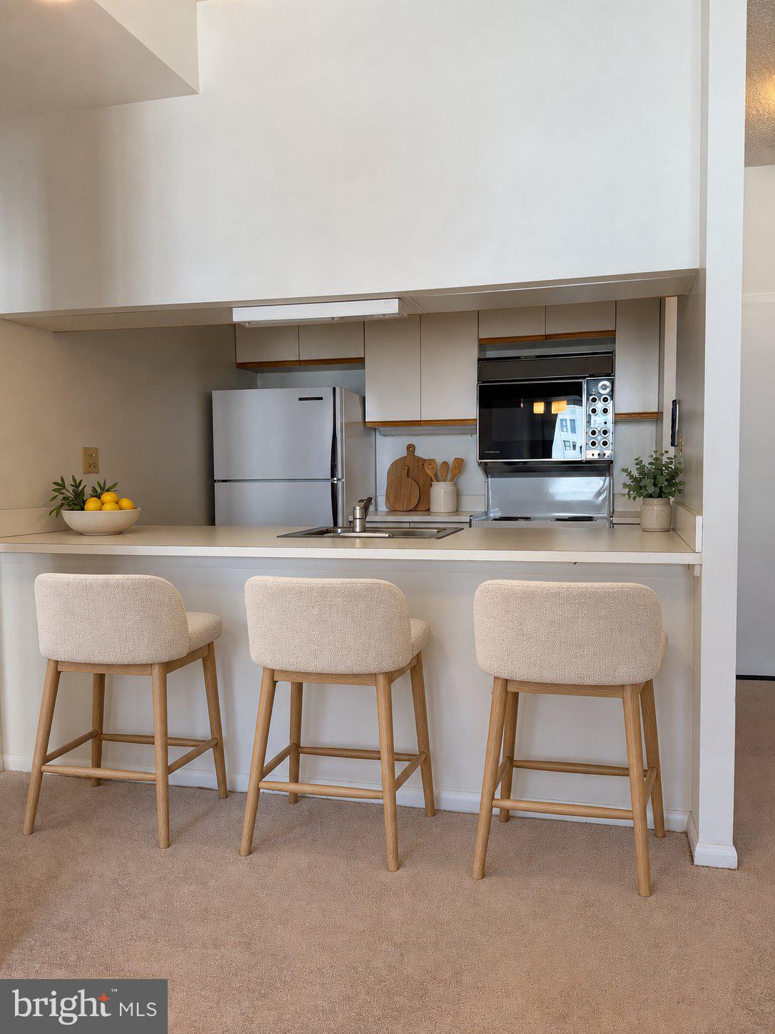 241 S 6TH STREET 2302B