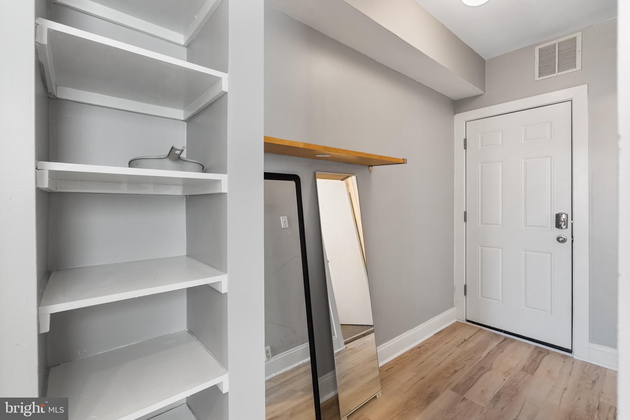 1932 15TH STREET NW 2