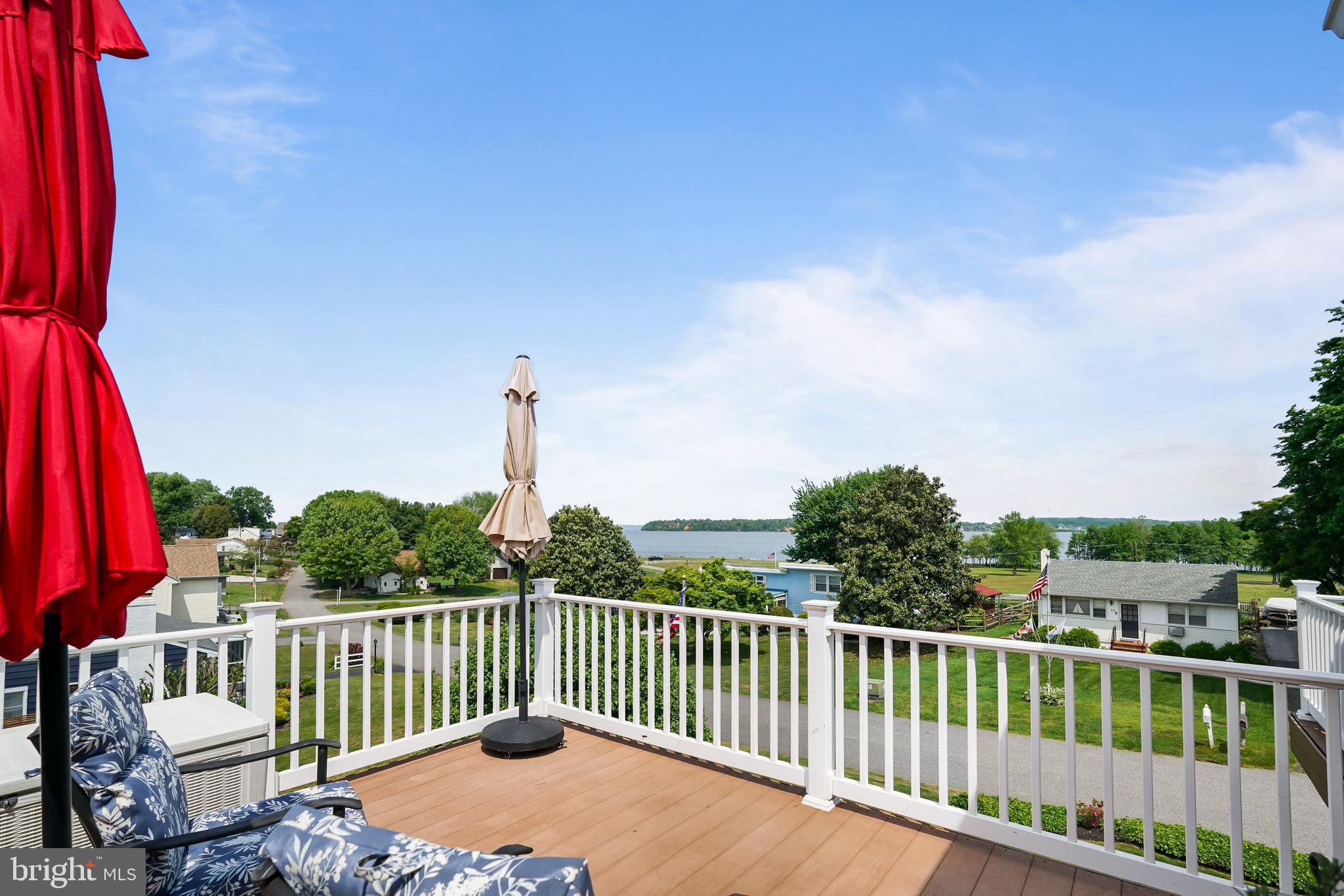 WEST VIEW SHORES - Residential