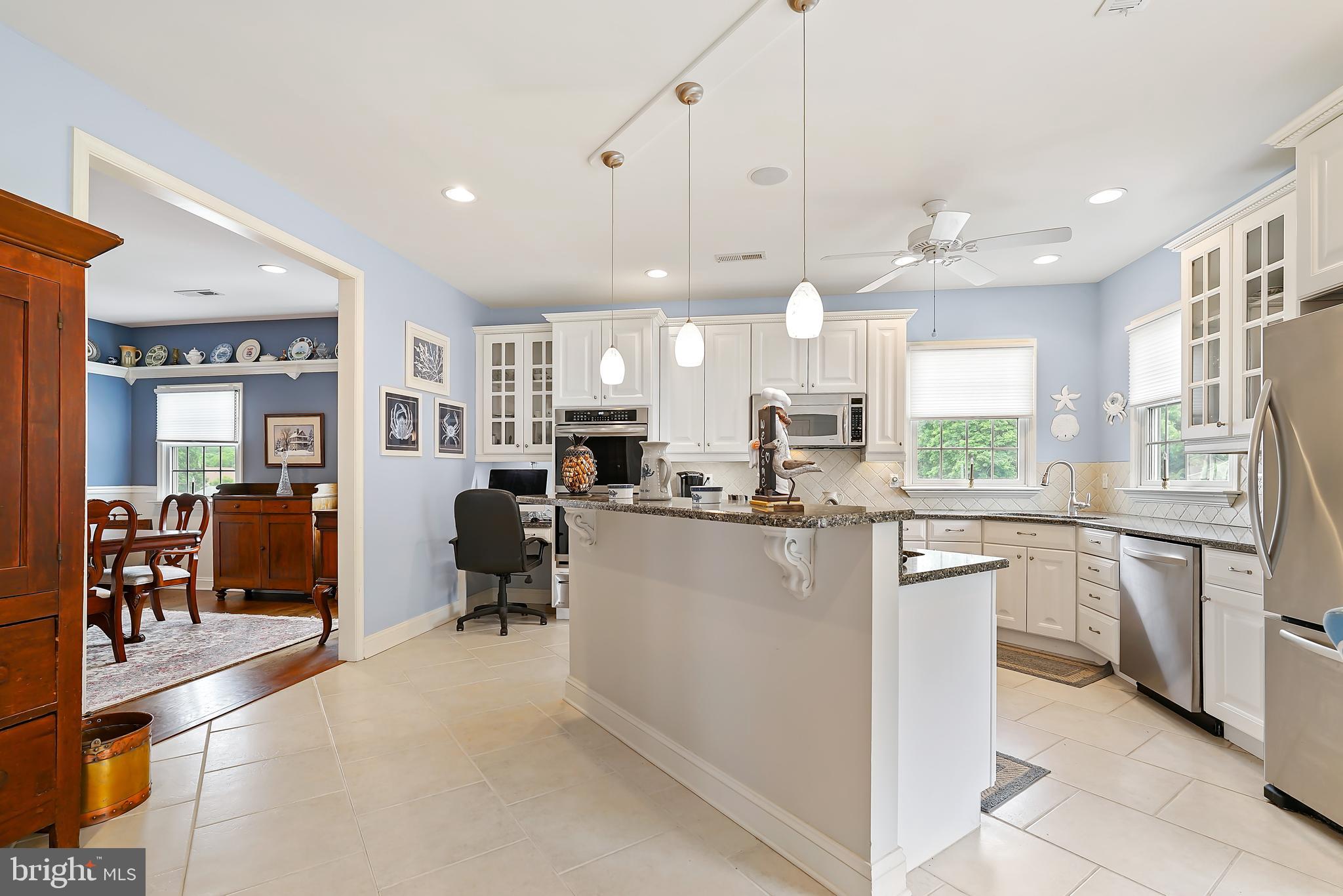 WEST VIEW SHORES - Residential