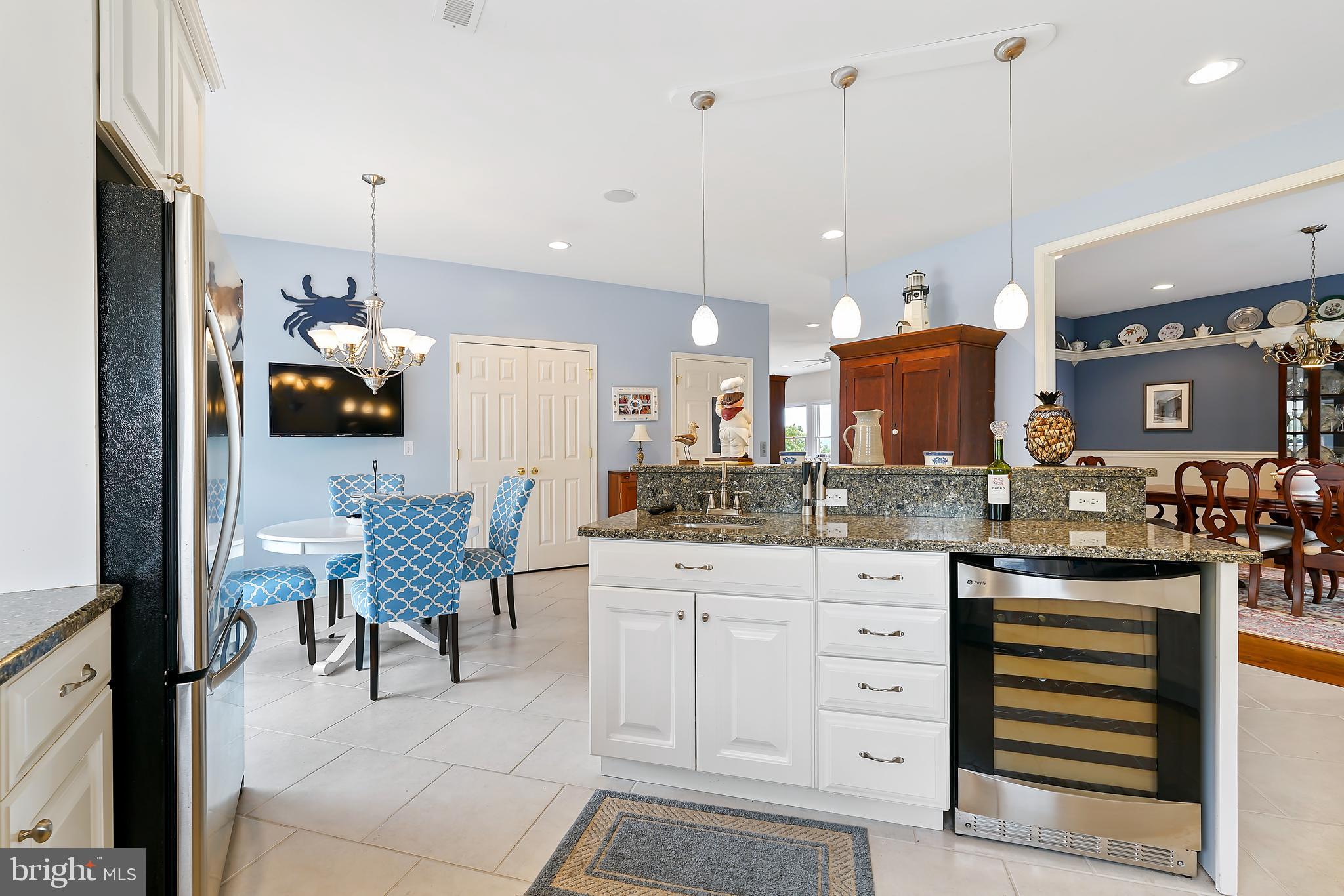 WEST VIEW SHORES - Residential