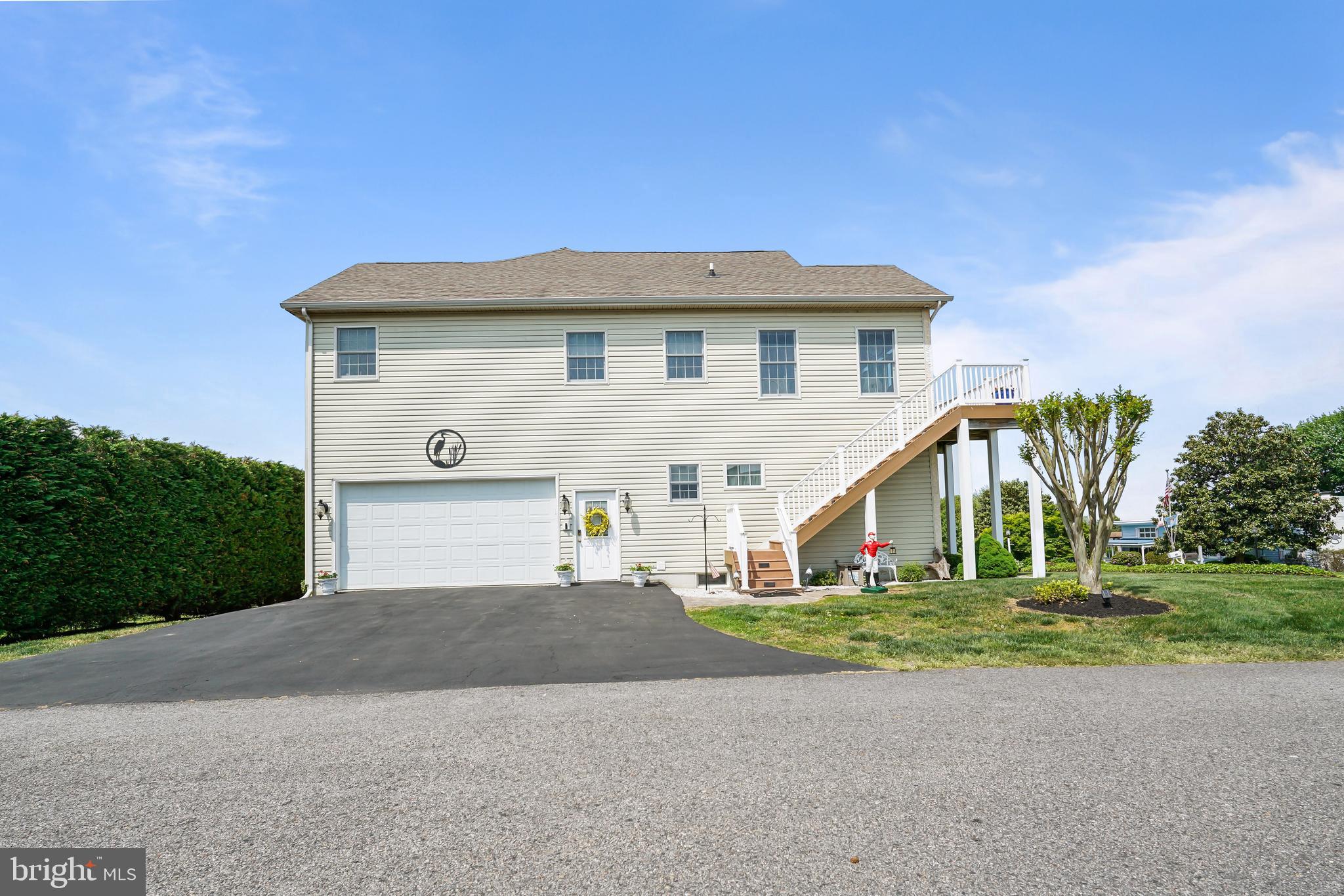 WEST VIEW SHORES - Residential