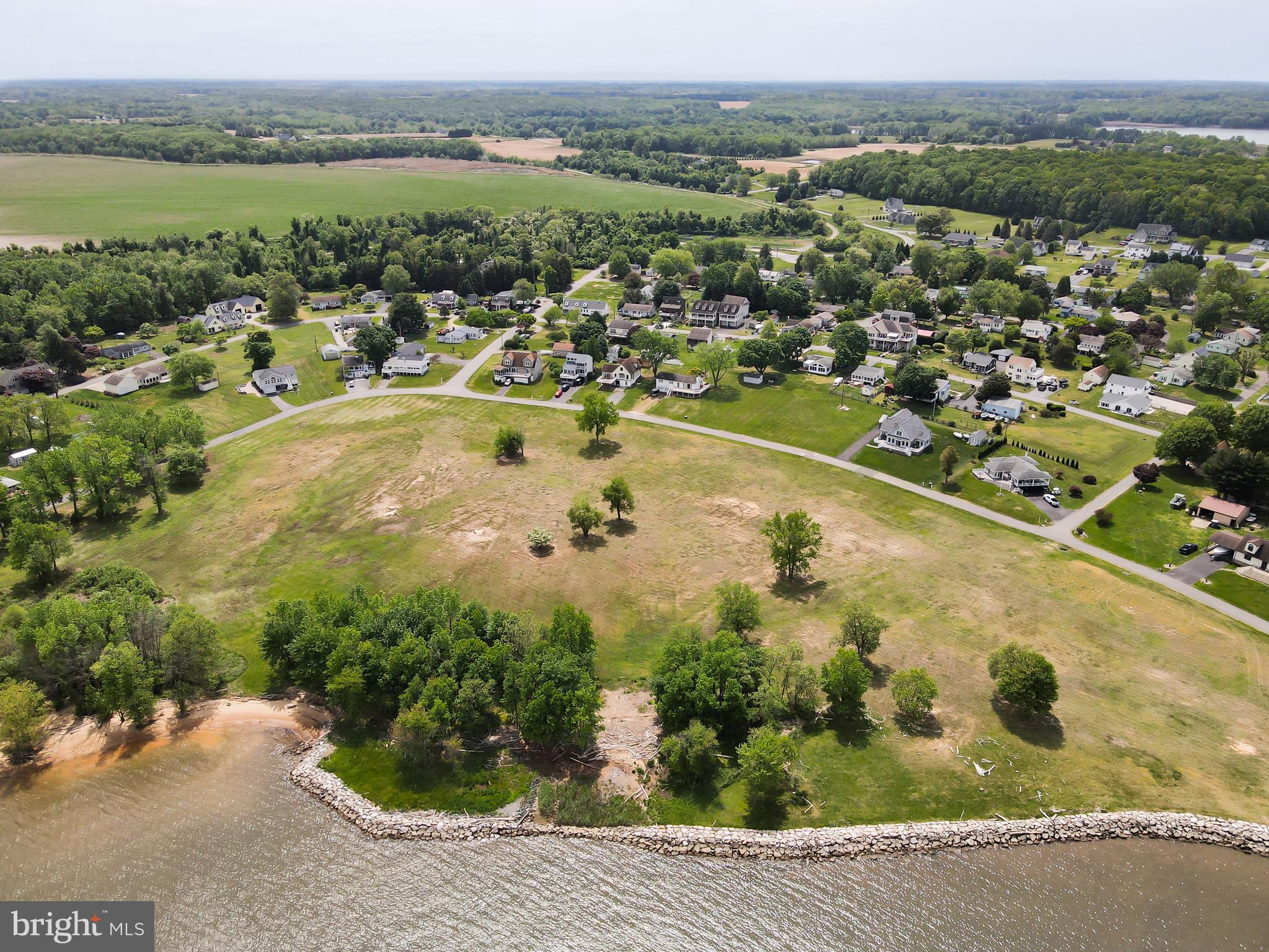 WEST VIEW SHORES - Residential