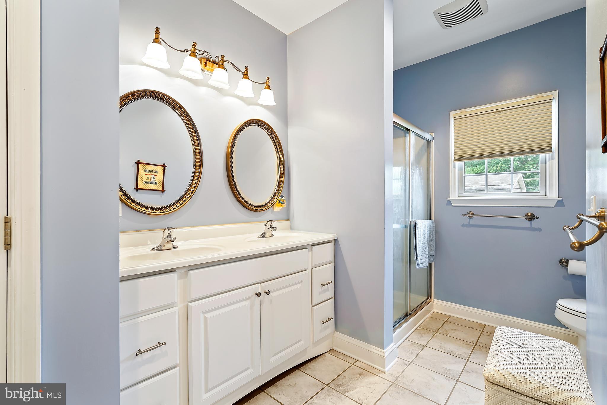 WEST VIEW SHORES - Residential