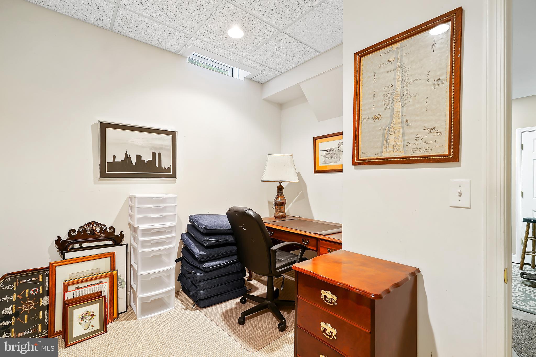 WEST VIEW SHORES - Residential