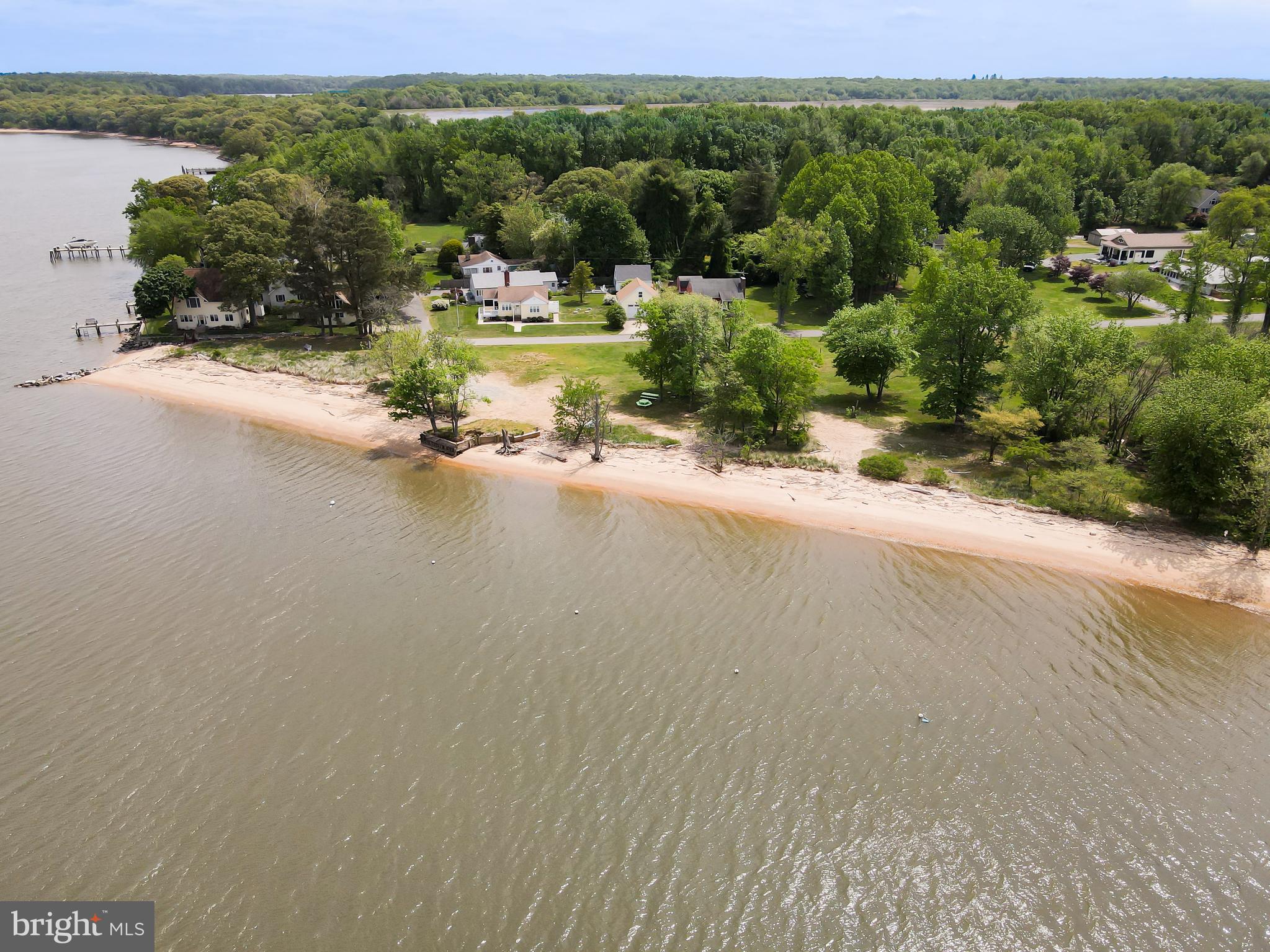 WEST VIEW SHORES - Residential