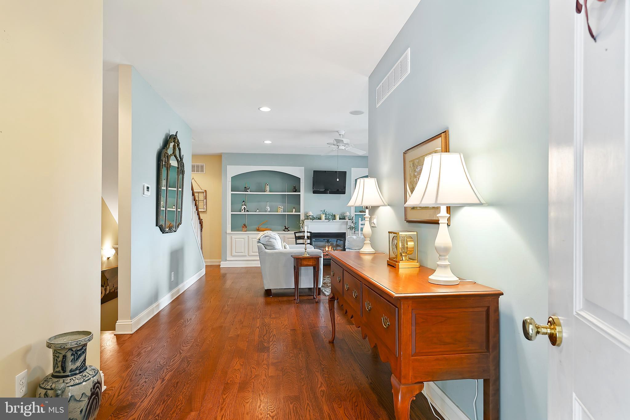 WEST VIEW SHORES - Residential