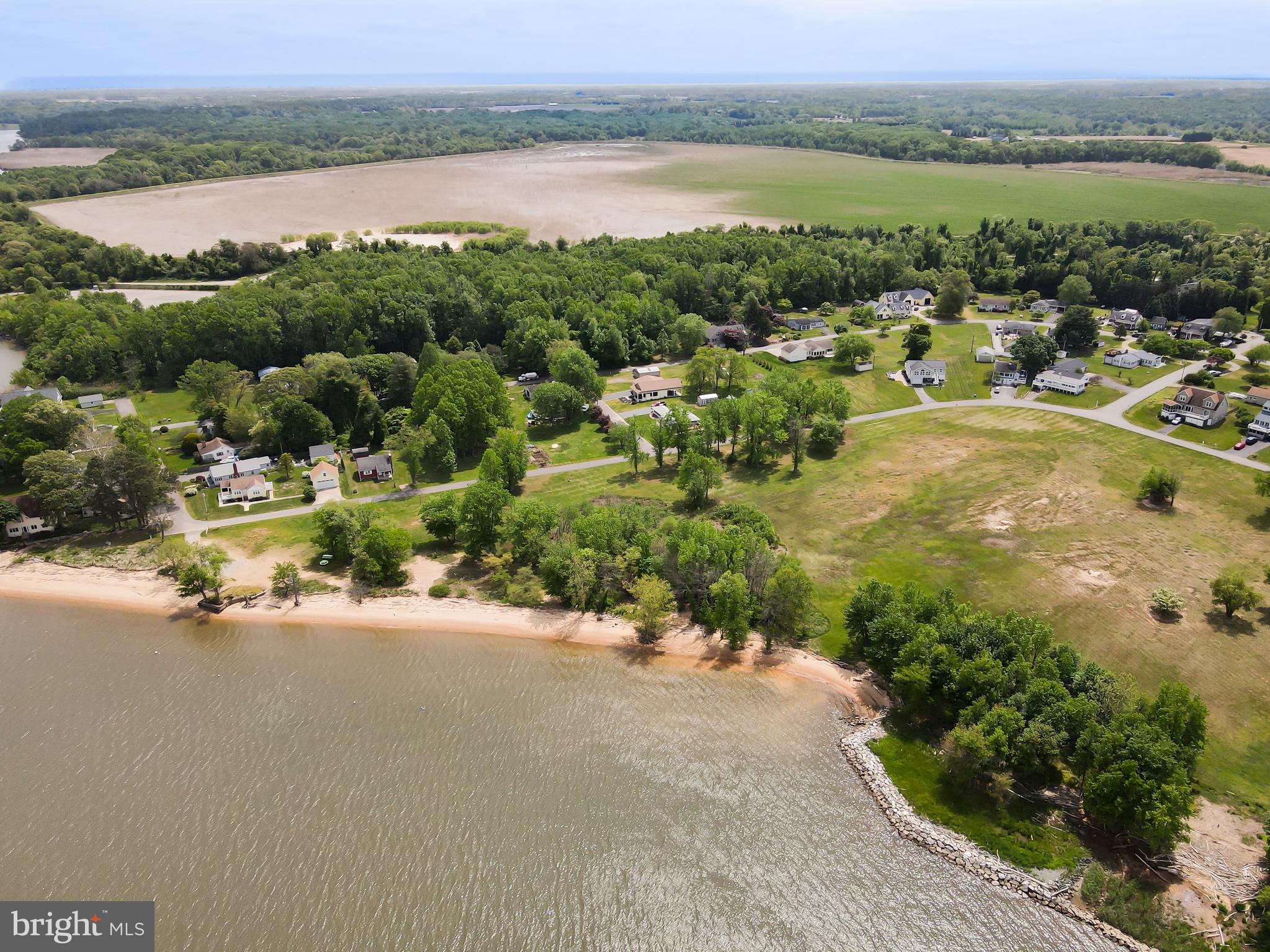 WEST VIEW SHORES - Residential