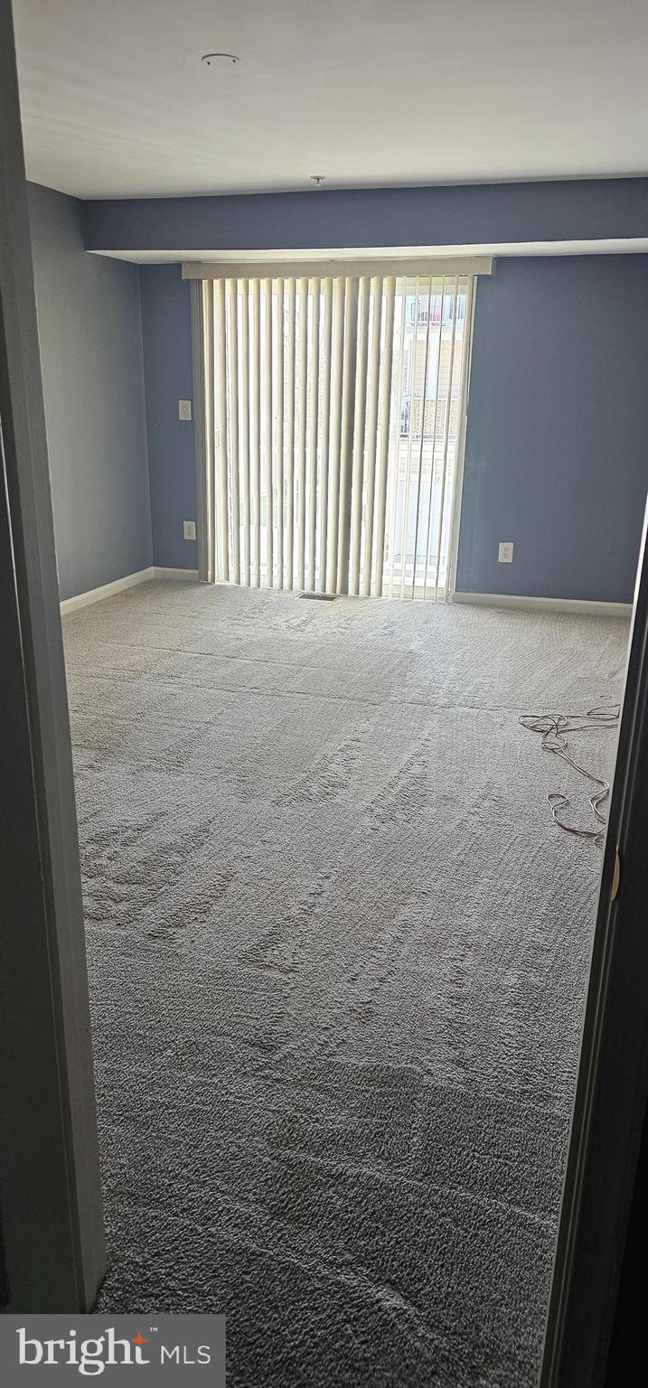 WATKINS PARK - Residential Lease