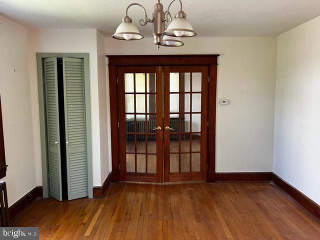 WINDSOR  MILL - Residential