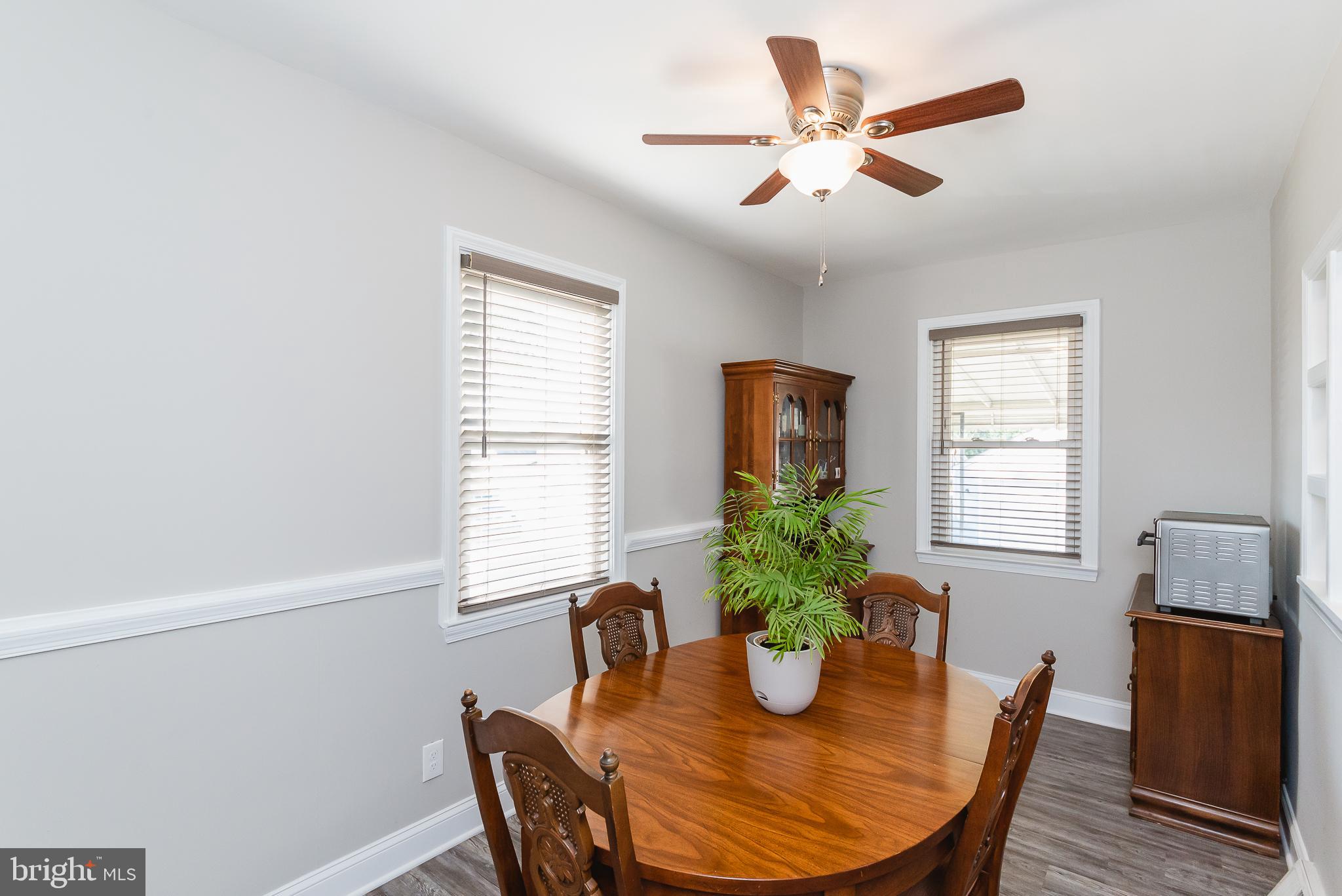 WILTSHIRE - Residential