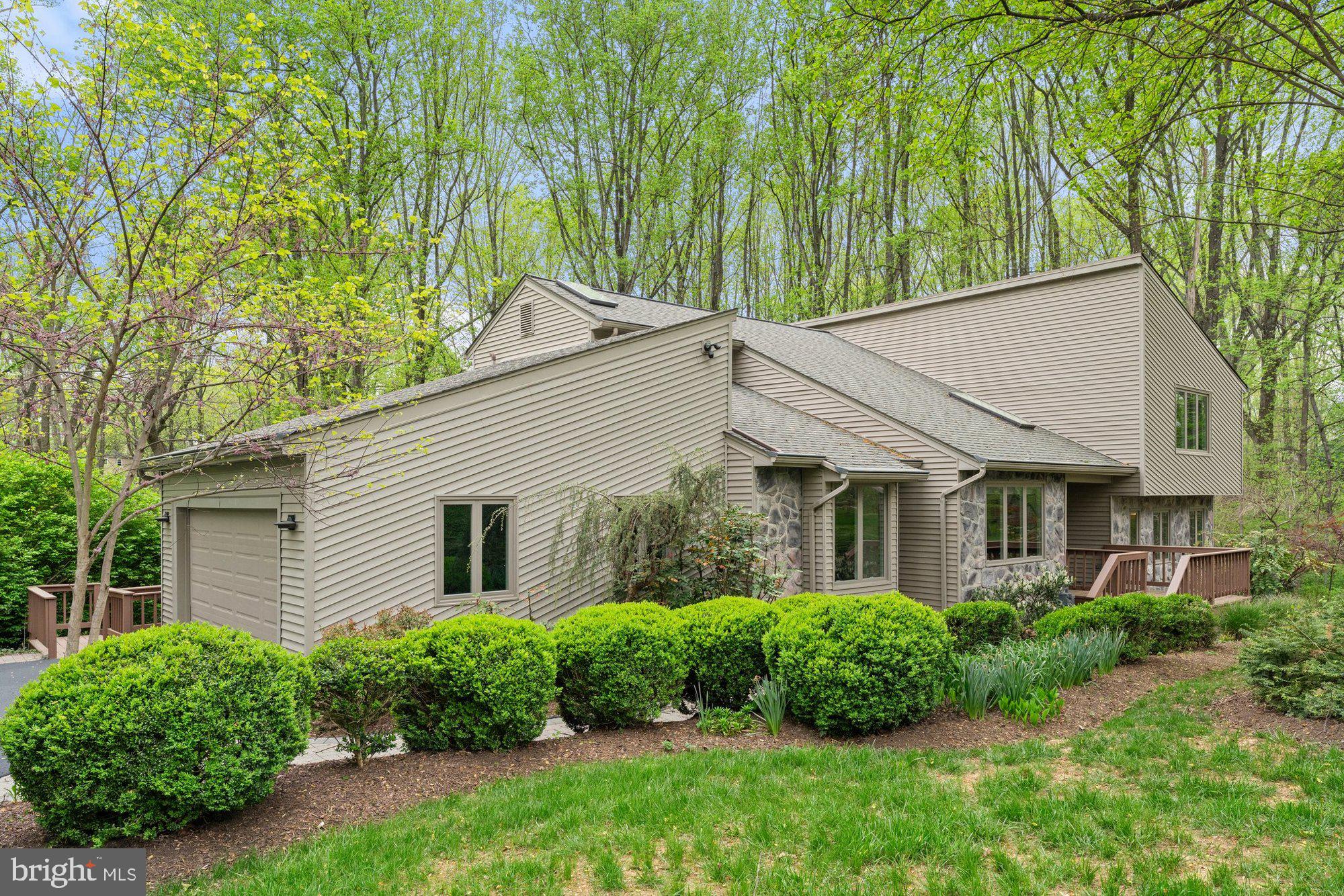 ABBEY GLEN - Residential