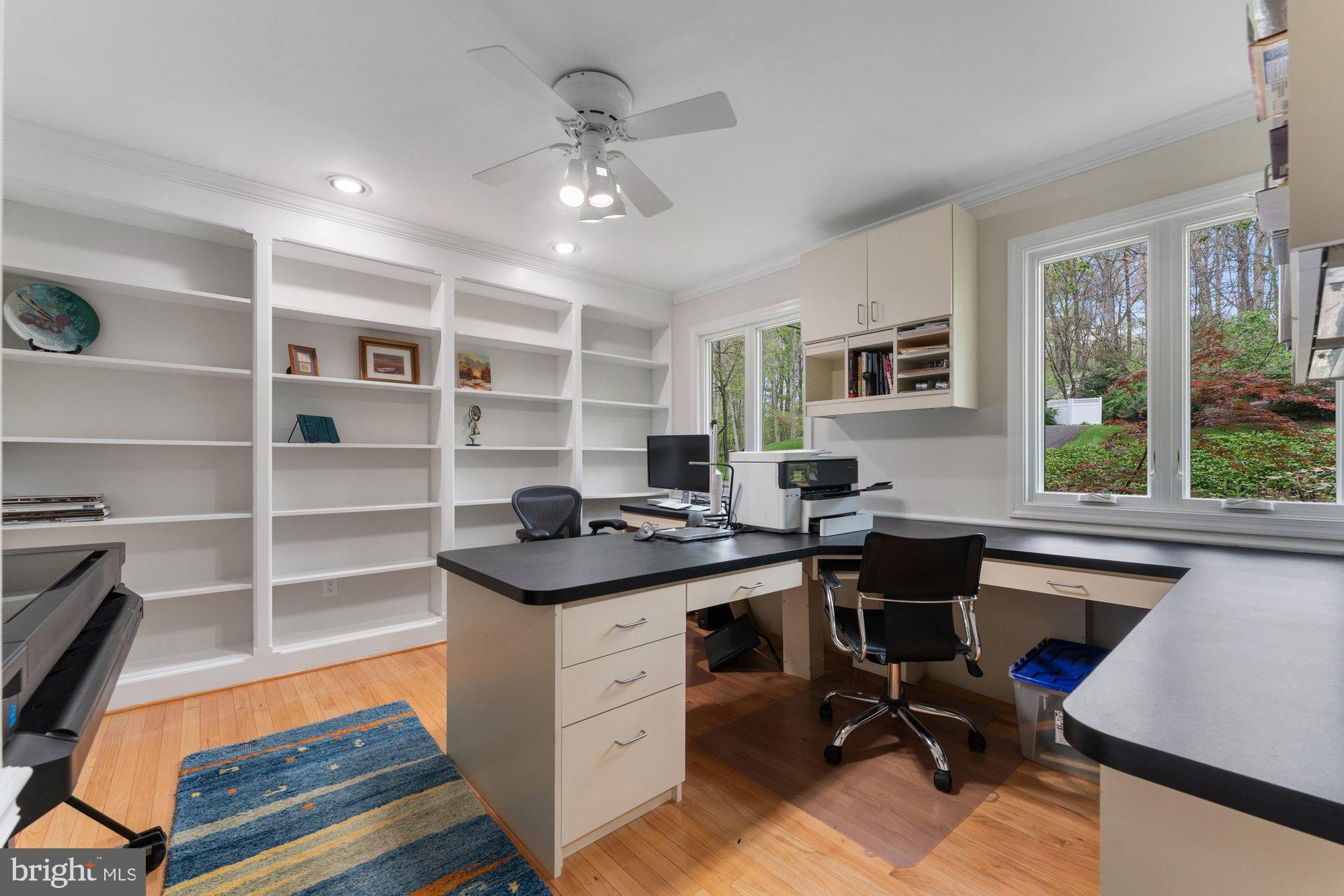 ABBEY GLEN - Residential