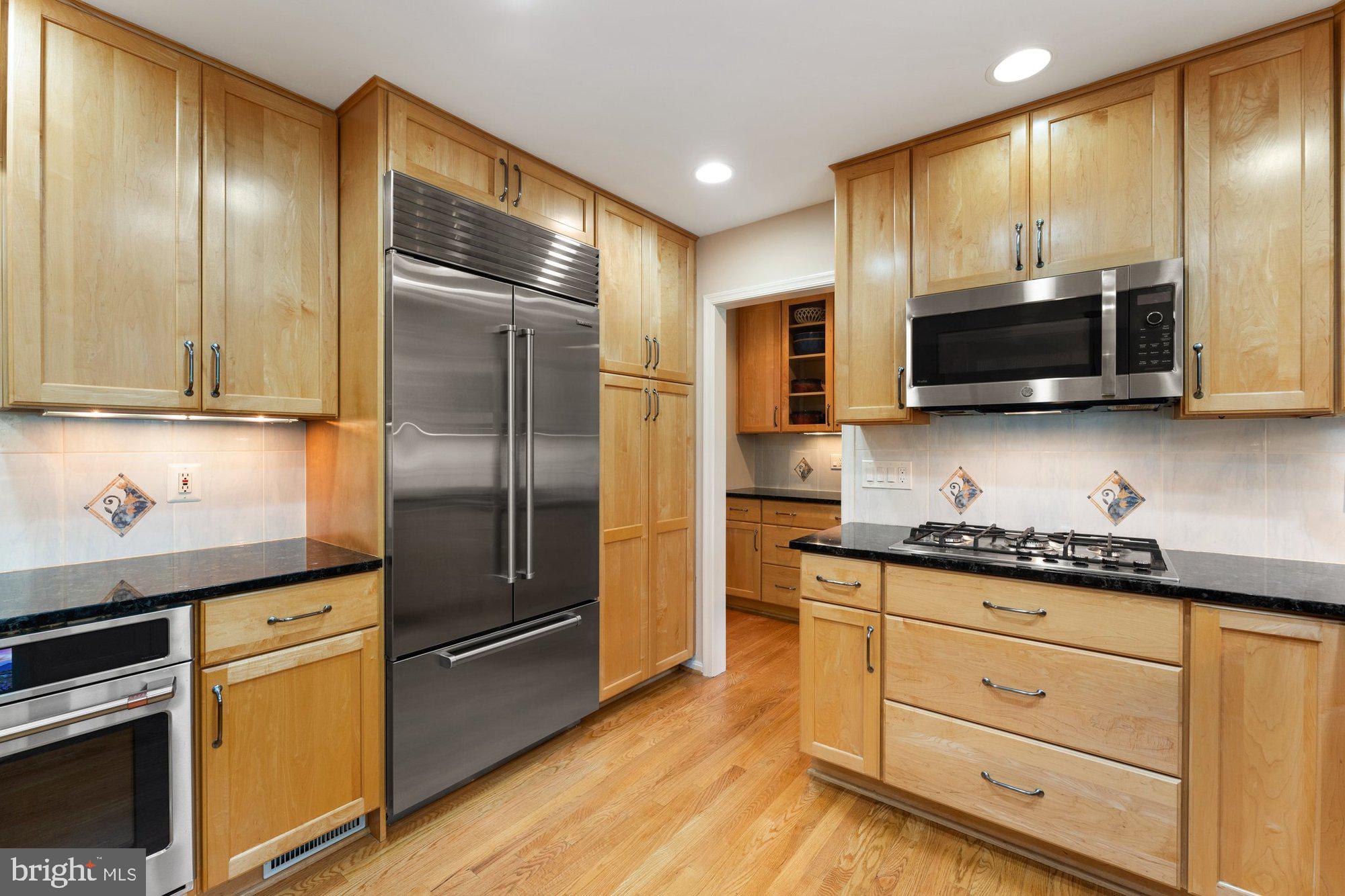 ABBEY GLEN - Residential