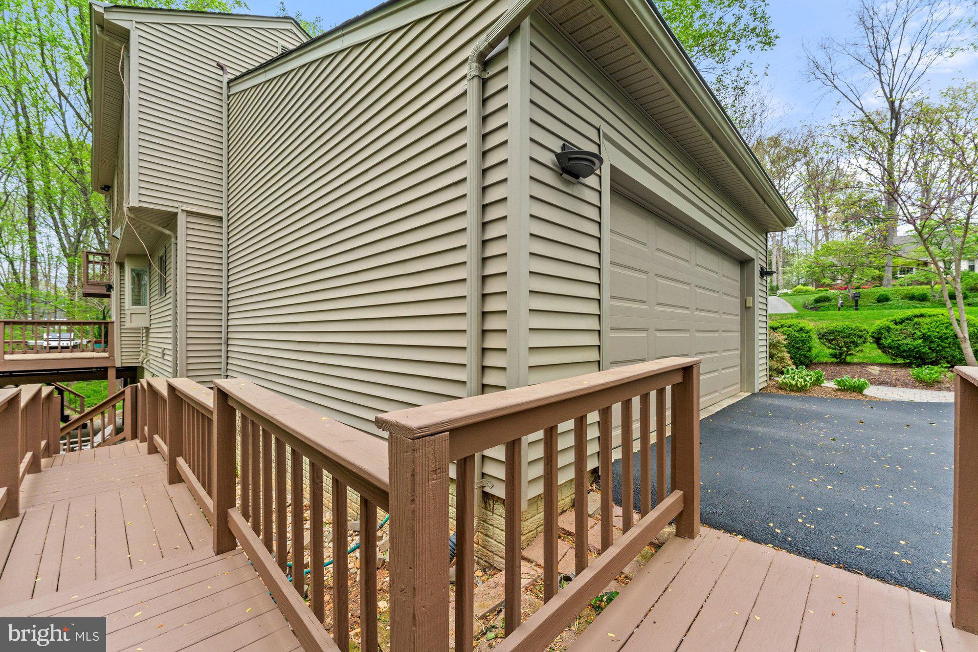 ABBEY GLEN - Residential