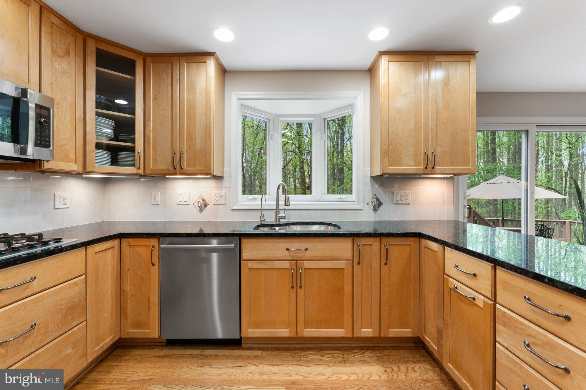 ABBEY GLEN - Residential