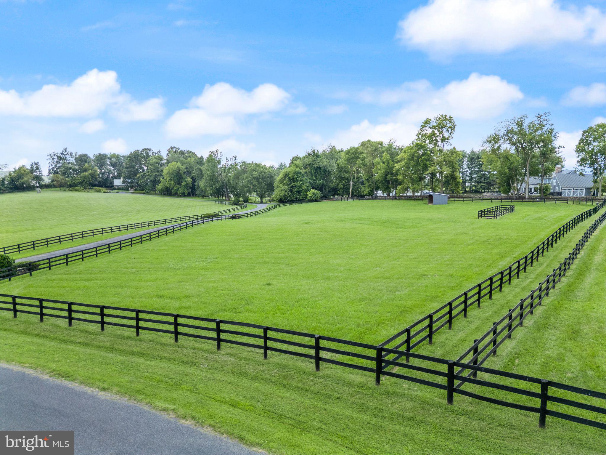 ATOKA CHASE - Residential