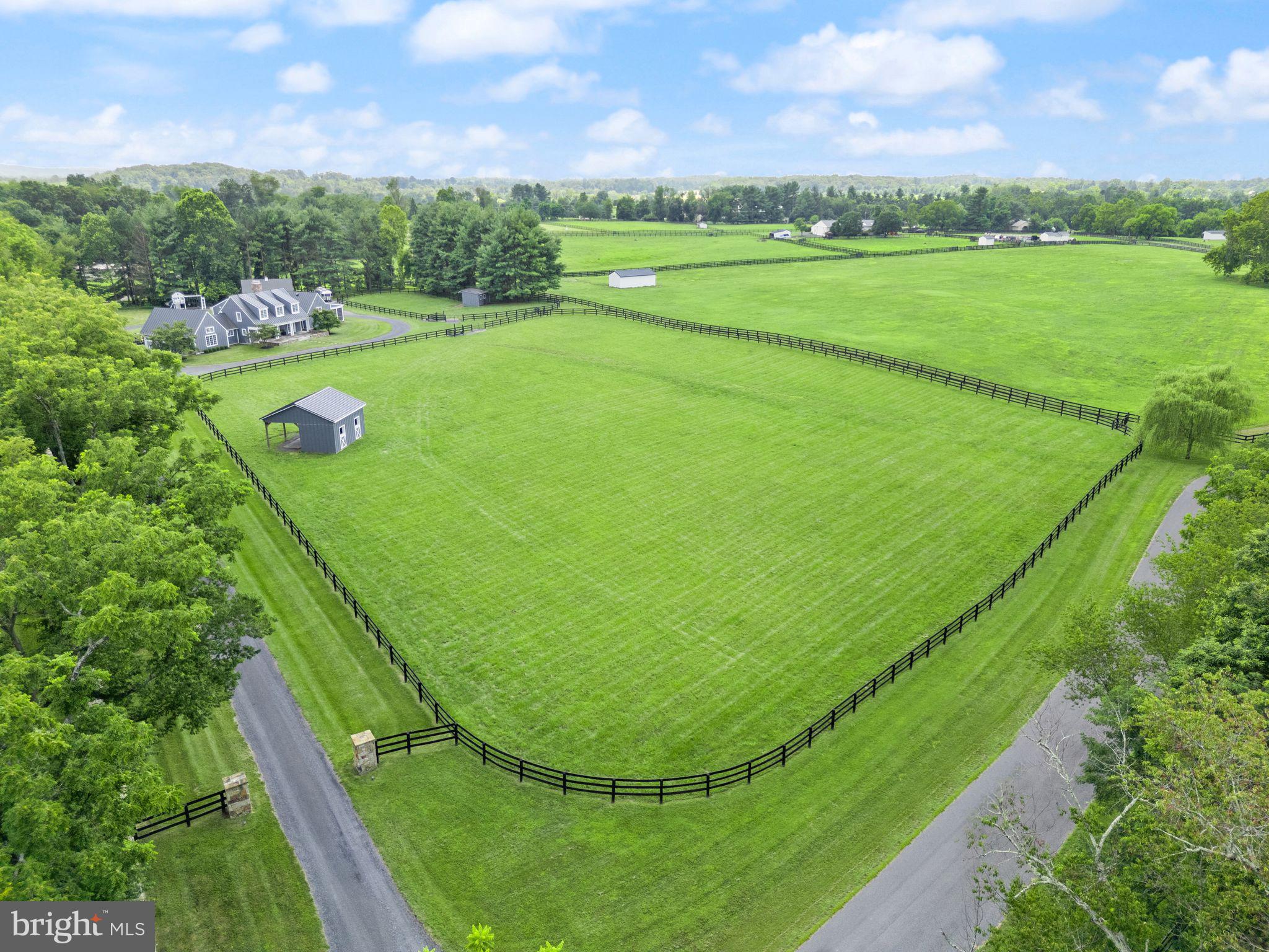 ATOKA CHASE - Residential