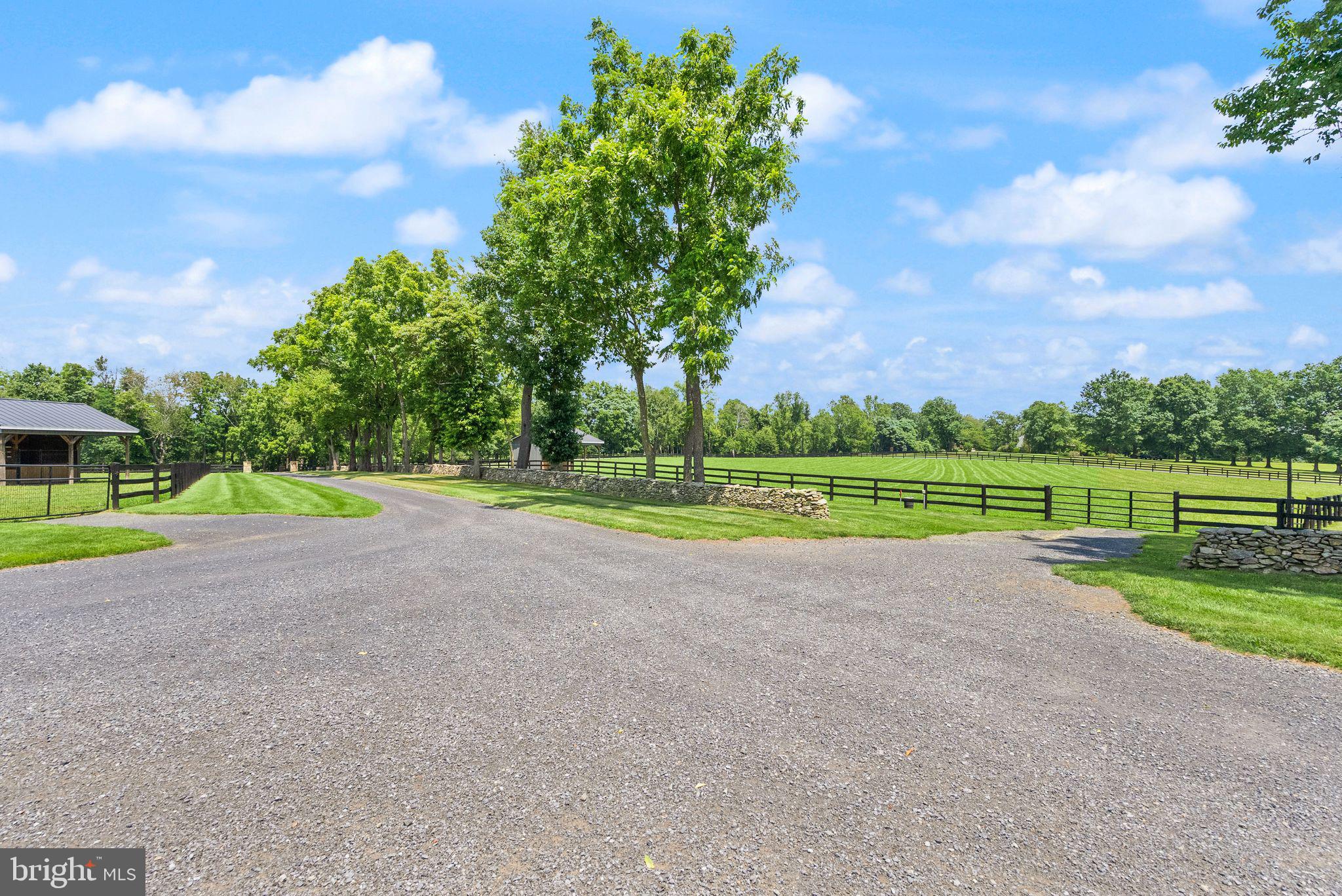 ATOKA CHASE - Residential