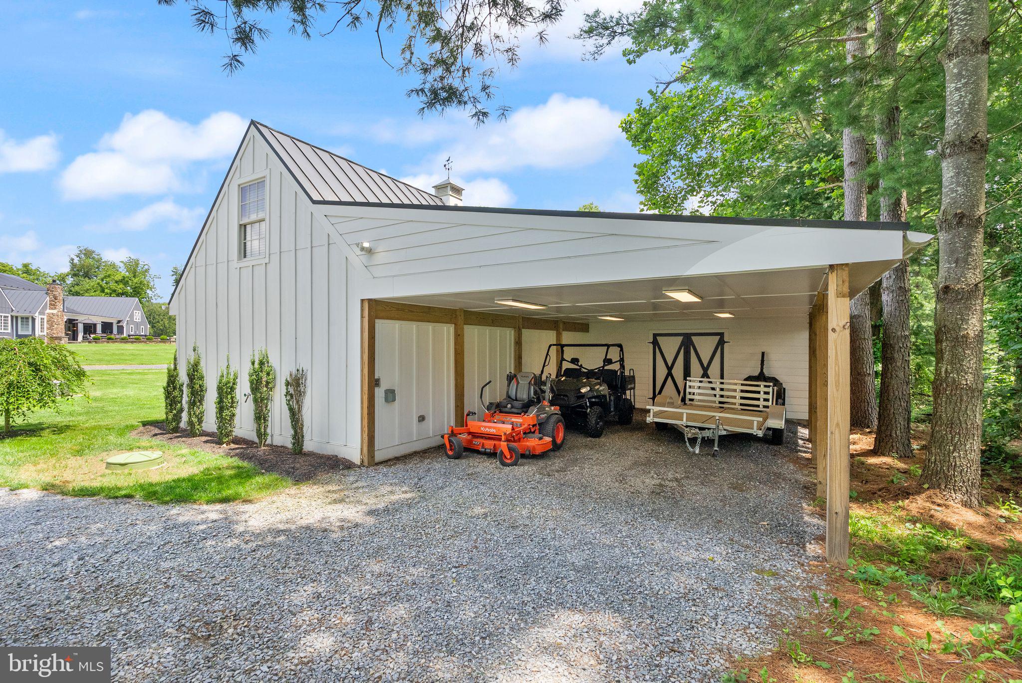 ATOKA CHASE - Residential