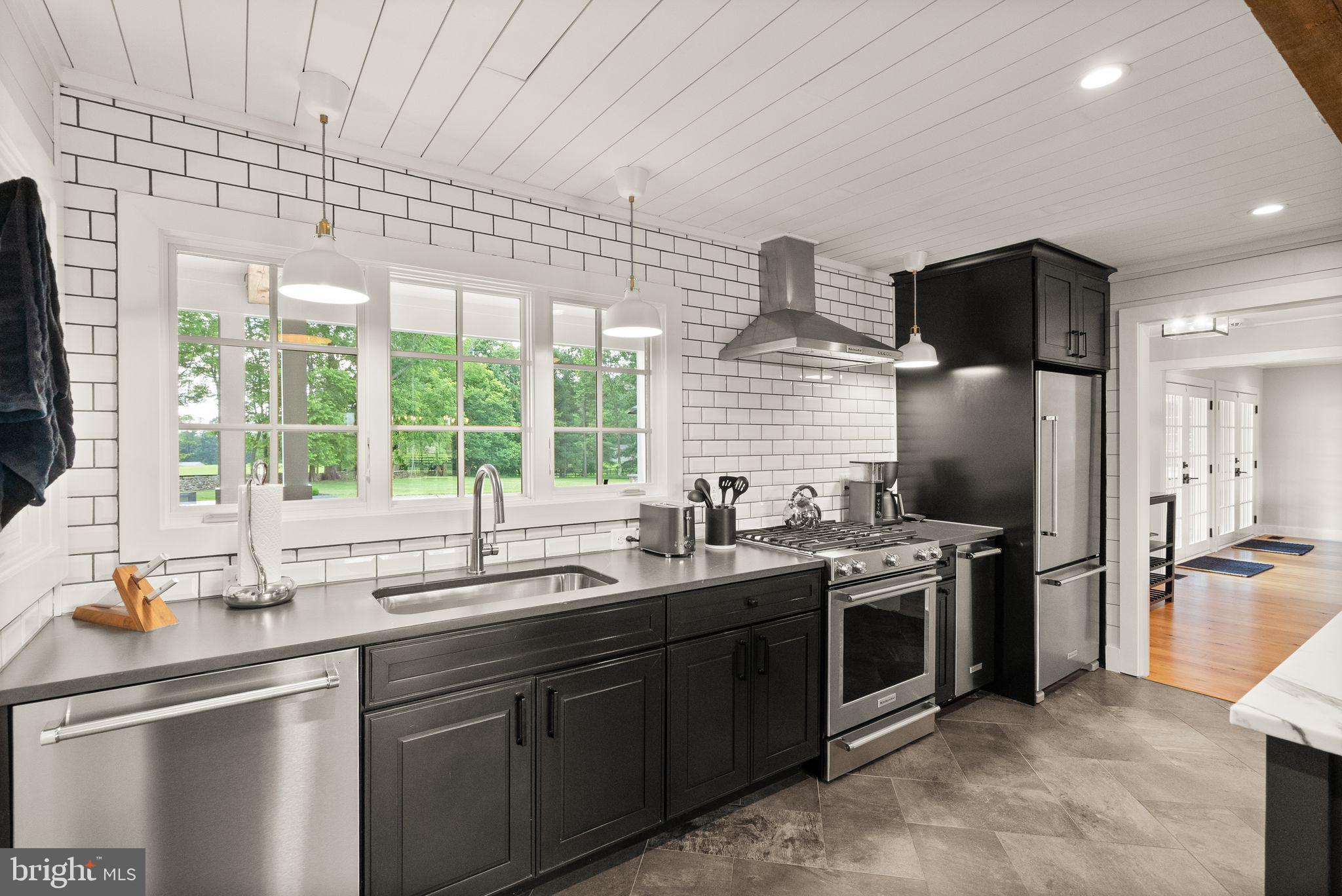 ATOKA CHASE - Residential