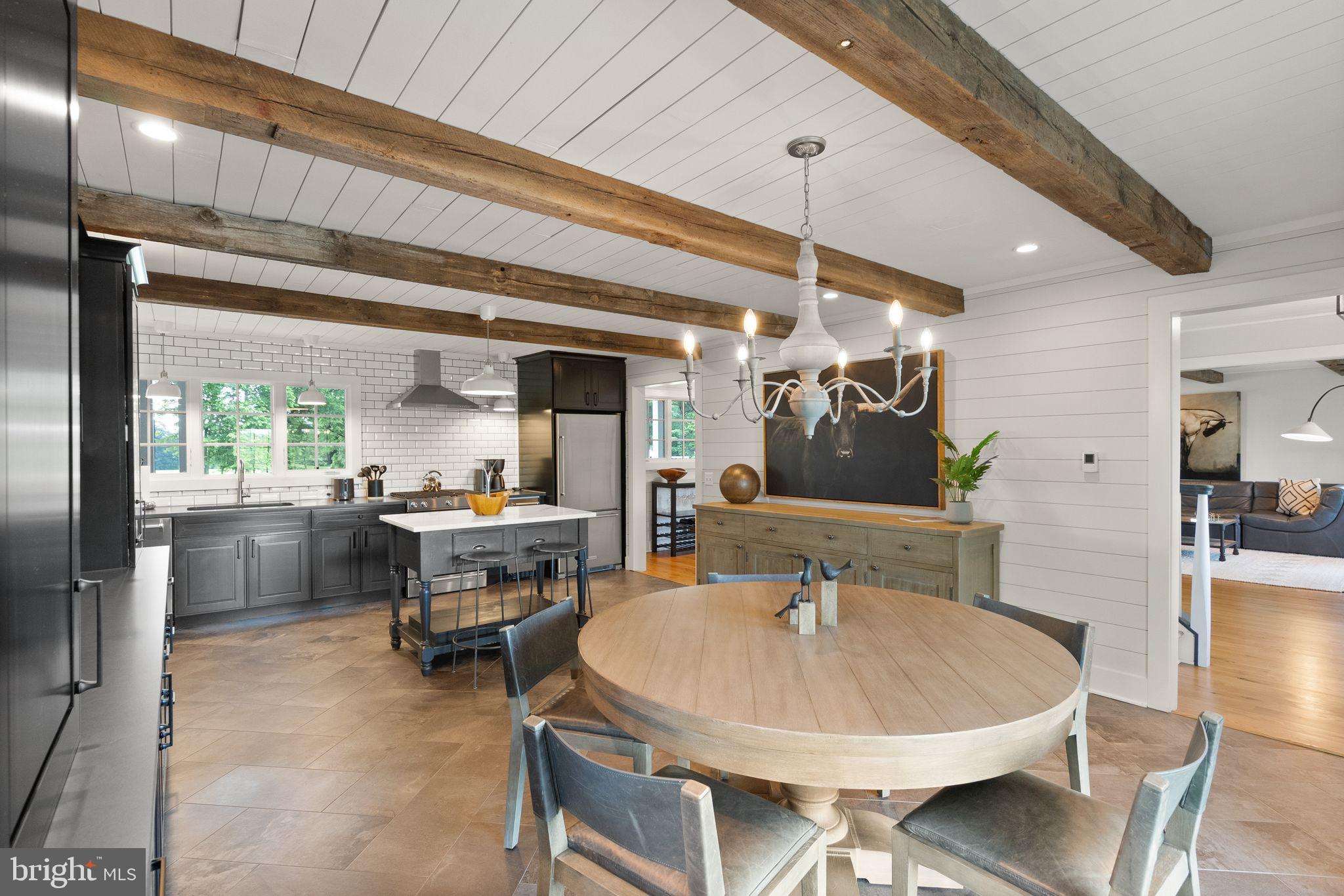 ATOKA CHASE - Residential