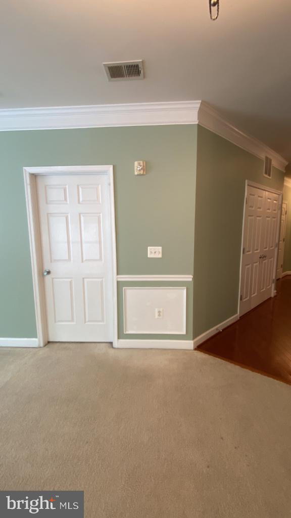 COBBLESTONE SQUARE - Residential Lease