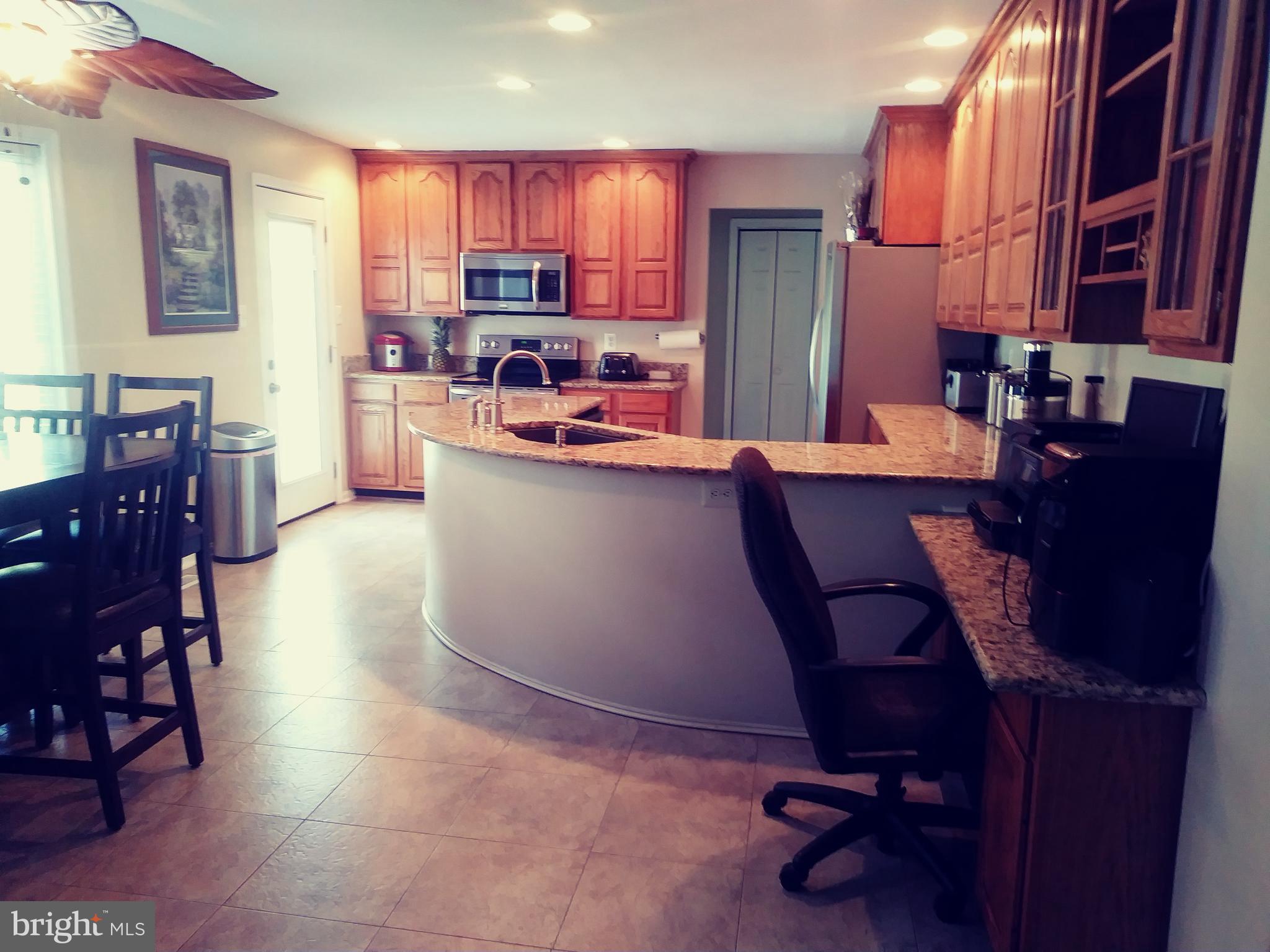 SUMMITT HILL - Residential