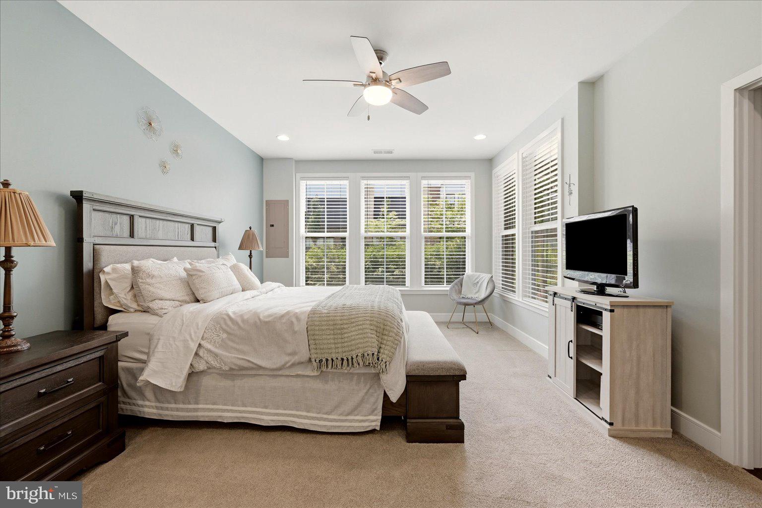 23063 COTTONWILLOW SQUARE