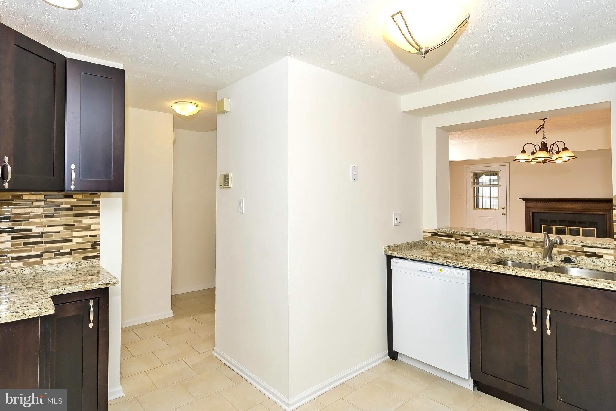 VILLAGE OF HICKORY RIDGE - Residential