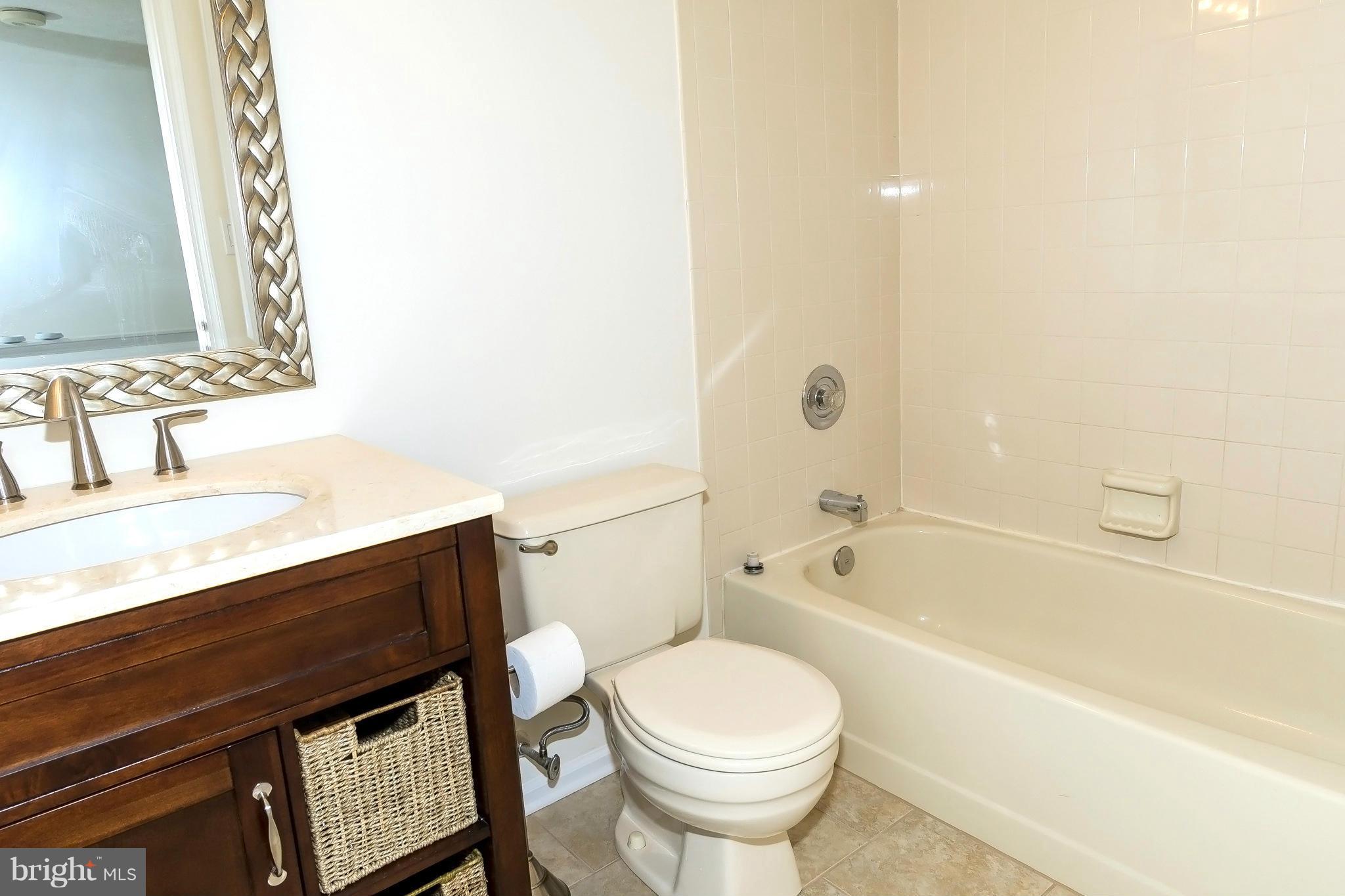 VILLAGE OF HICKORY RIDGE - Residential