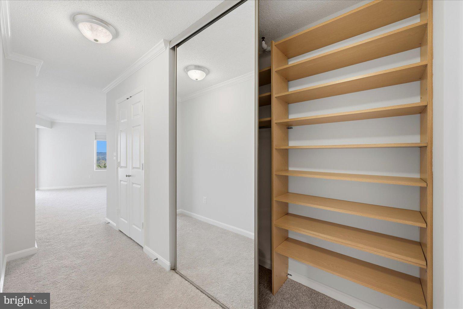 RIVERBEND - Residential