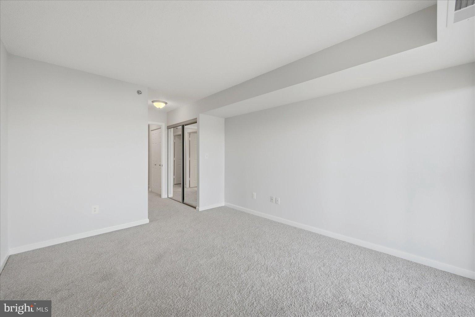 RIVERBEND - Residential