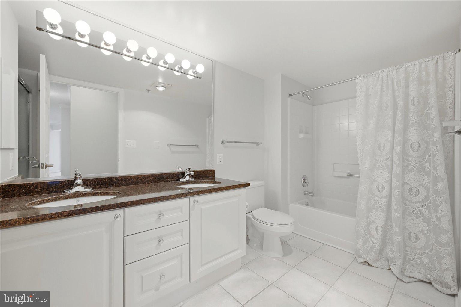 RIVERBEND - Residential