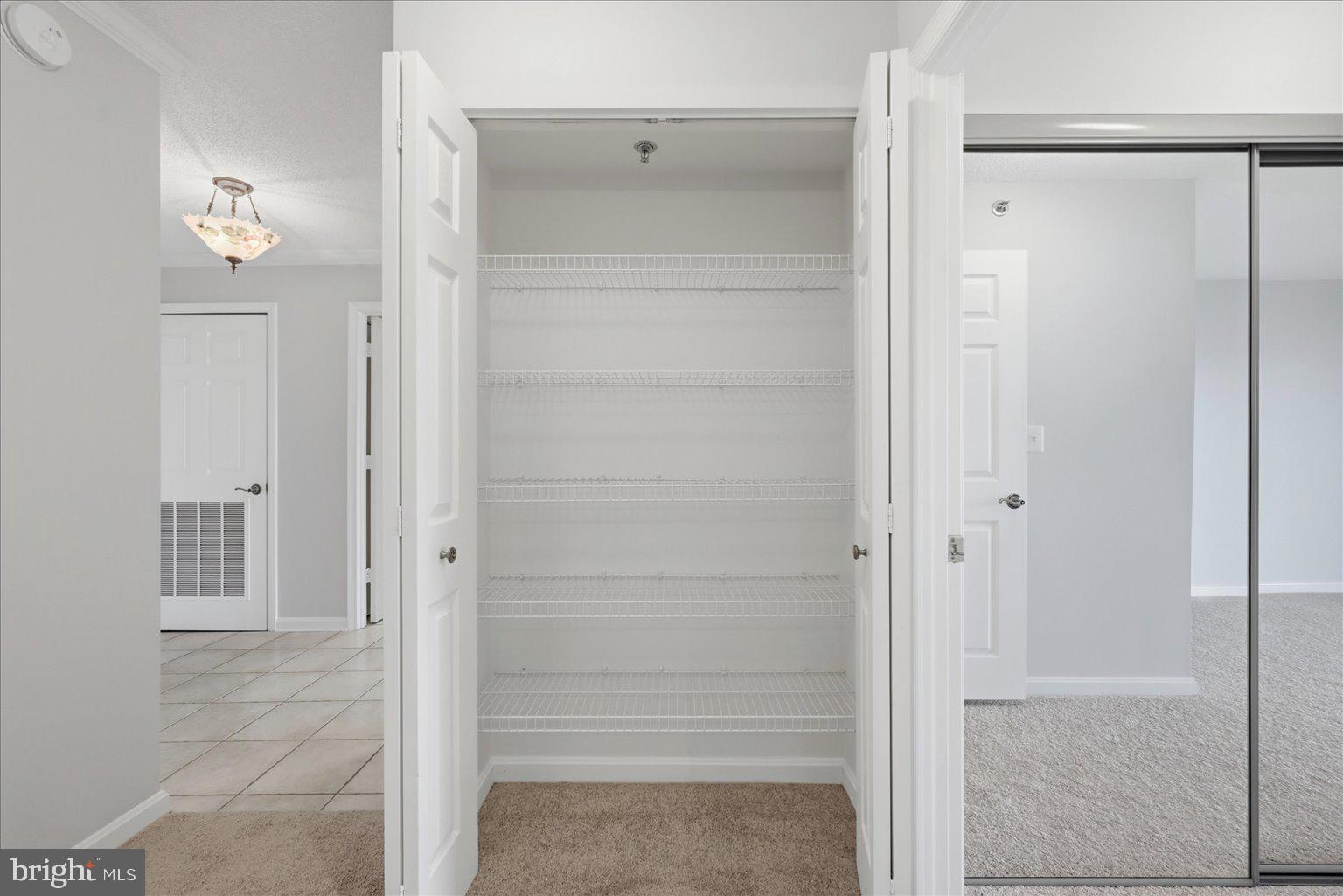 RIVERBEND - Residential