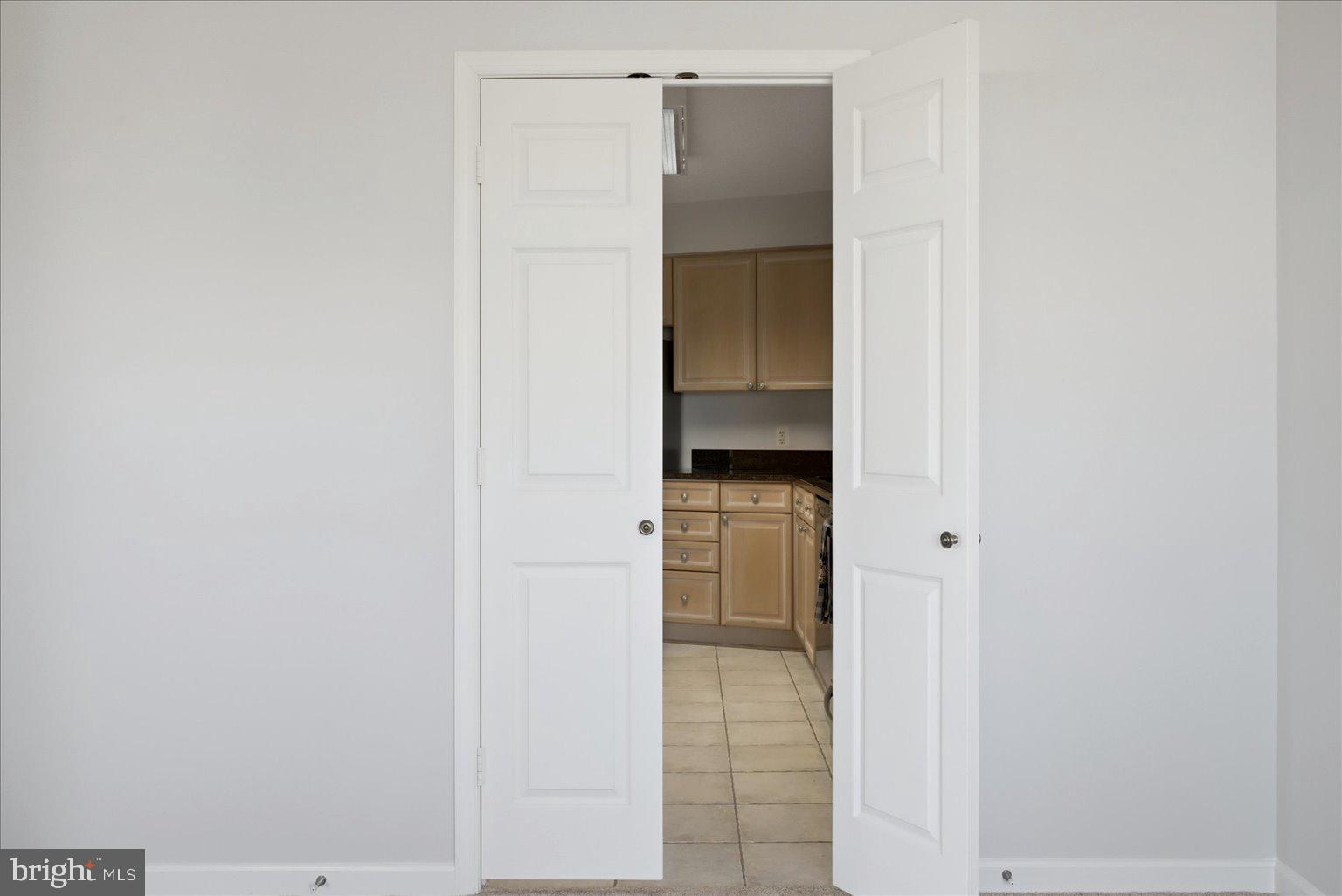 RIVERBEND - Residential