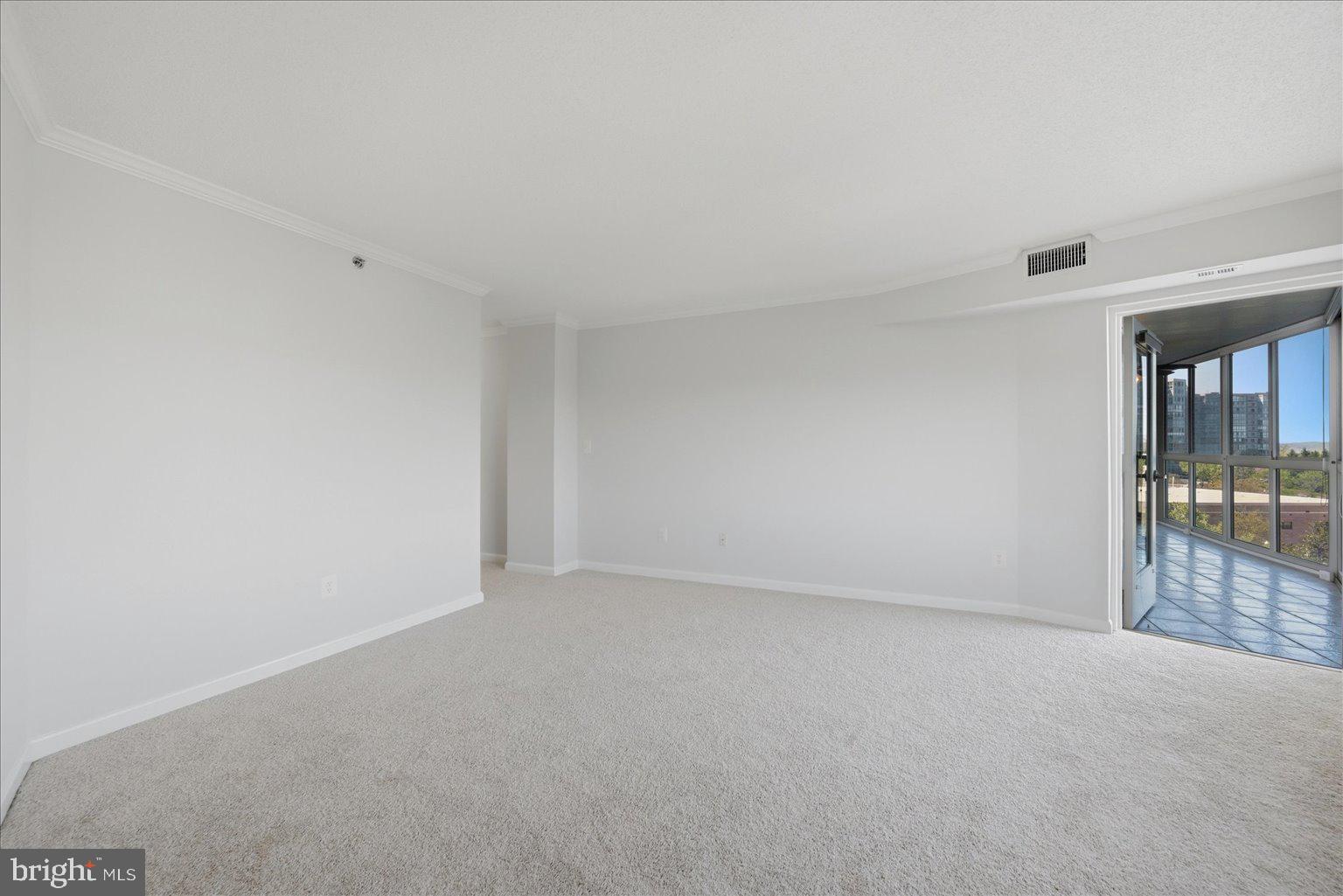 RIVERBEND - Residential