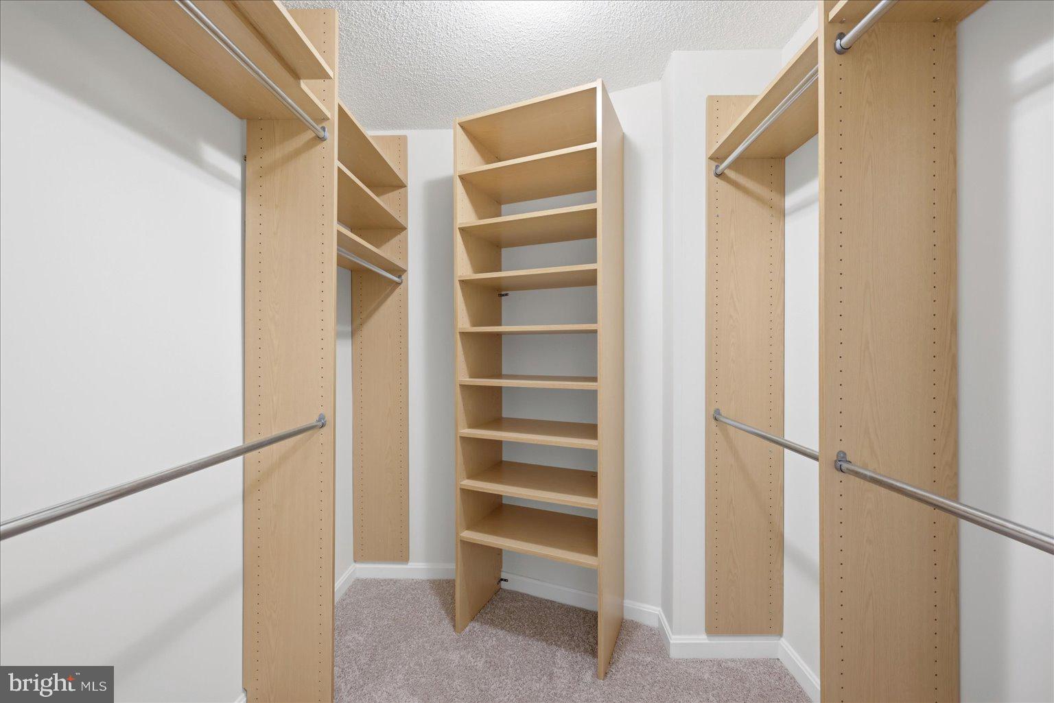 RIVERBEND - Residential