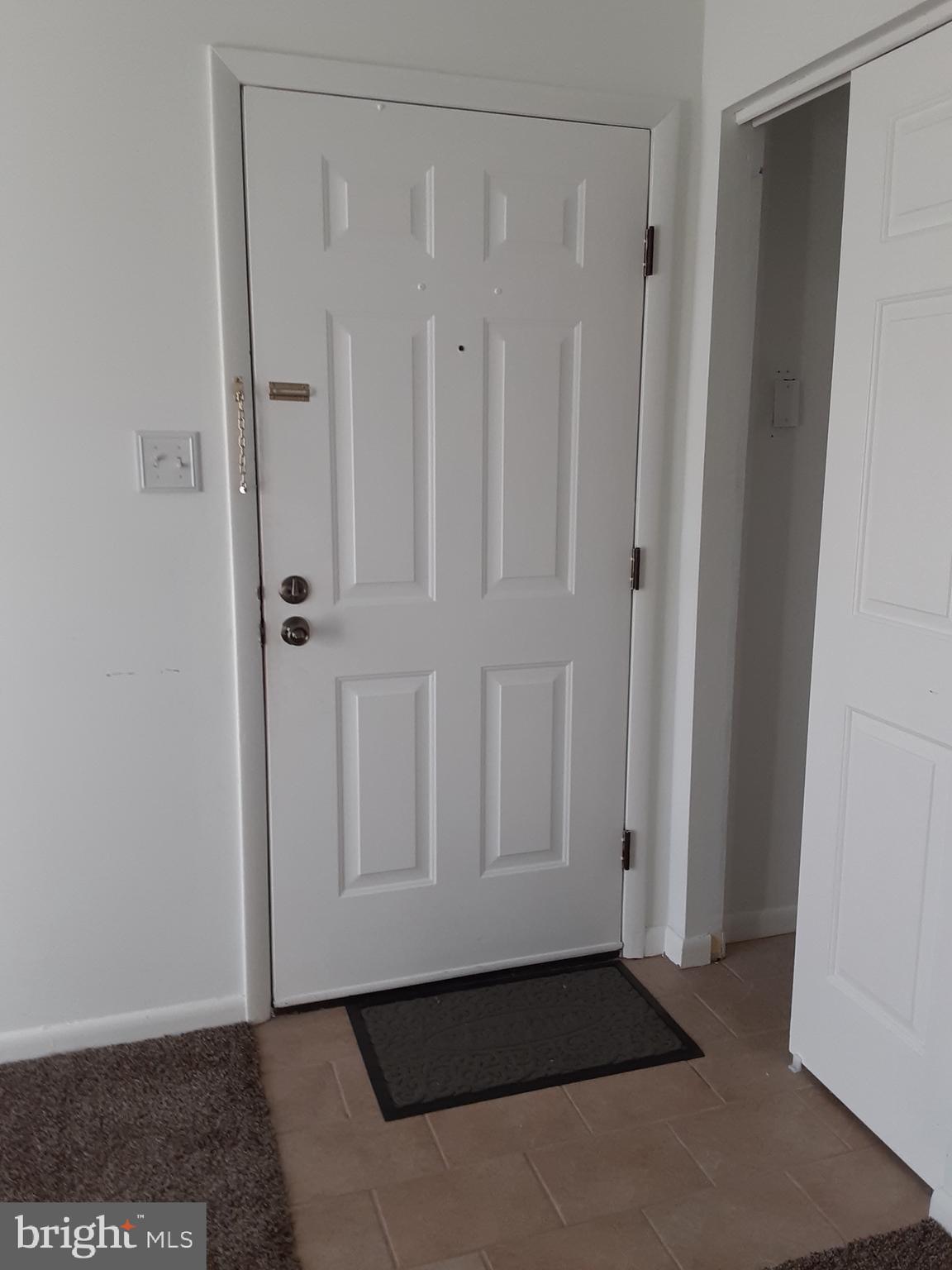 2046 LUCAS LANE