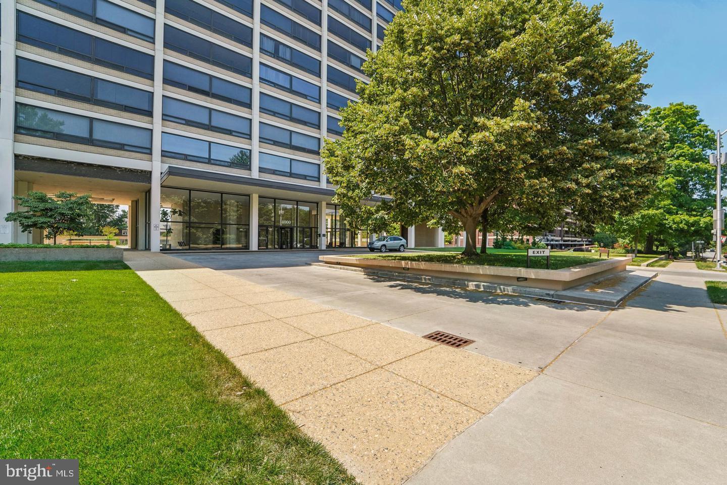 TUSCANY-CANTERBURY - Residential