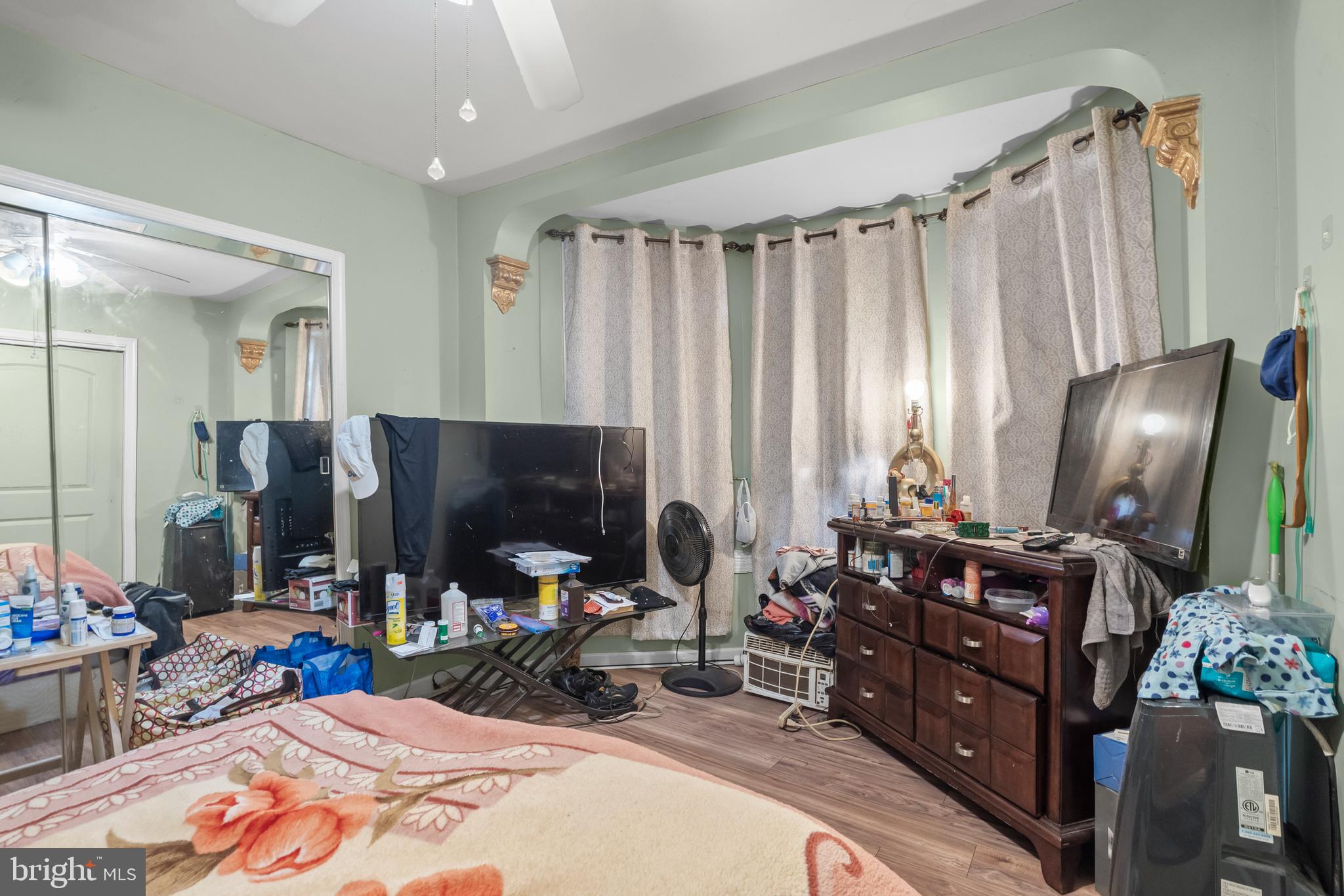 HUNTING PARK - Residential