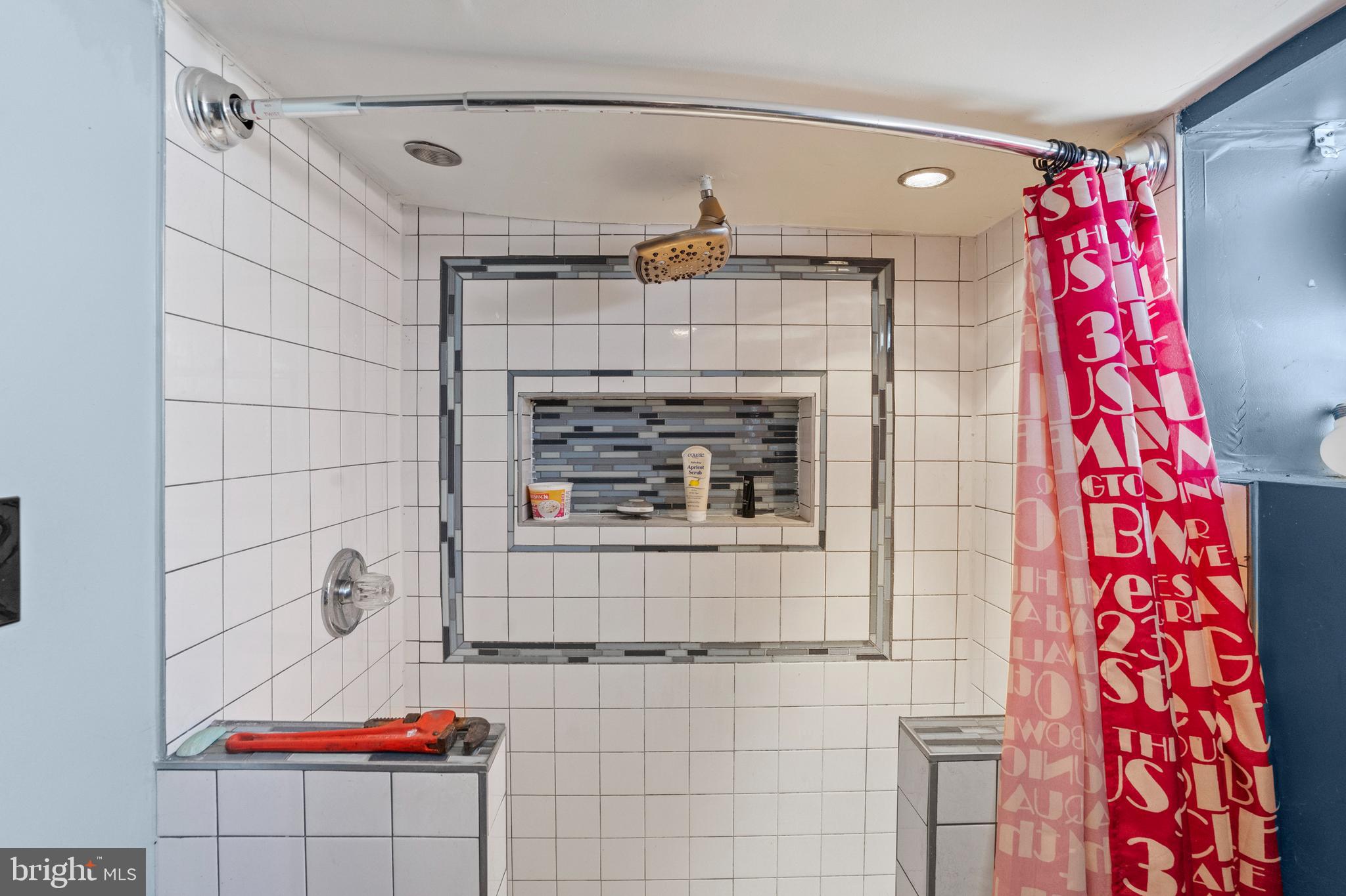 HUNTING PARK - Residential