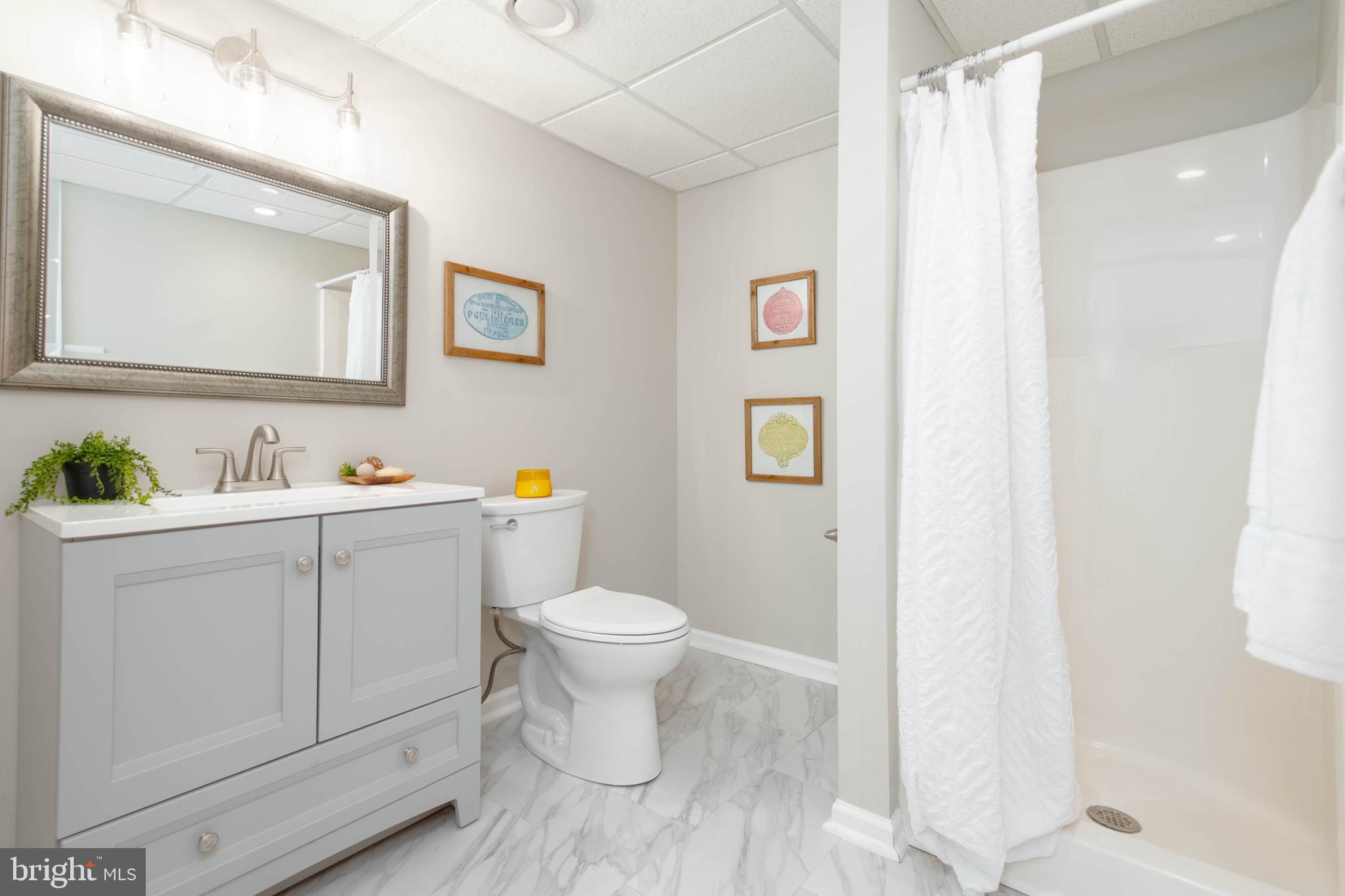 BAY VIEW ESTATES - Residential