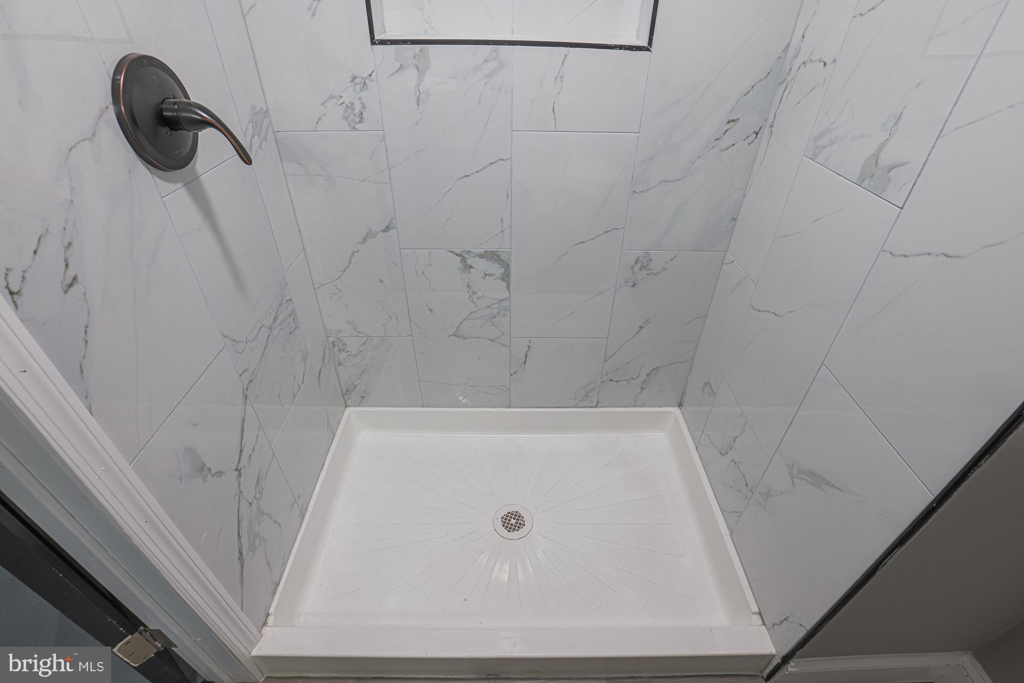 BELAIR-EDISON - Residential