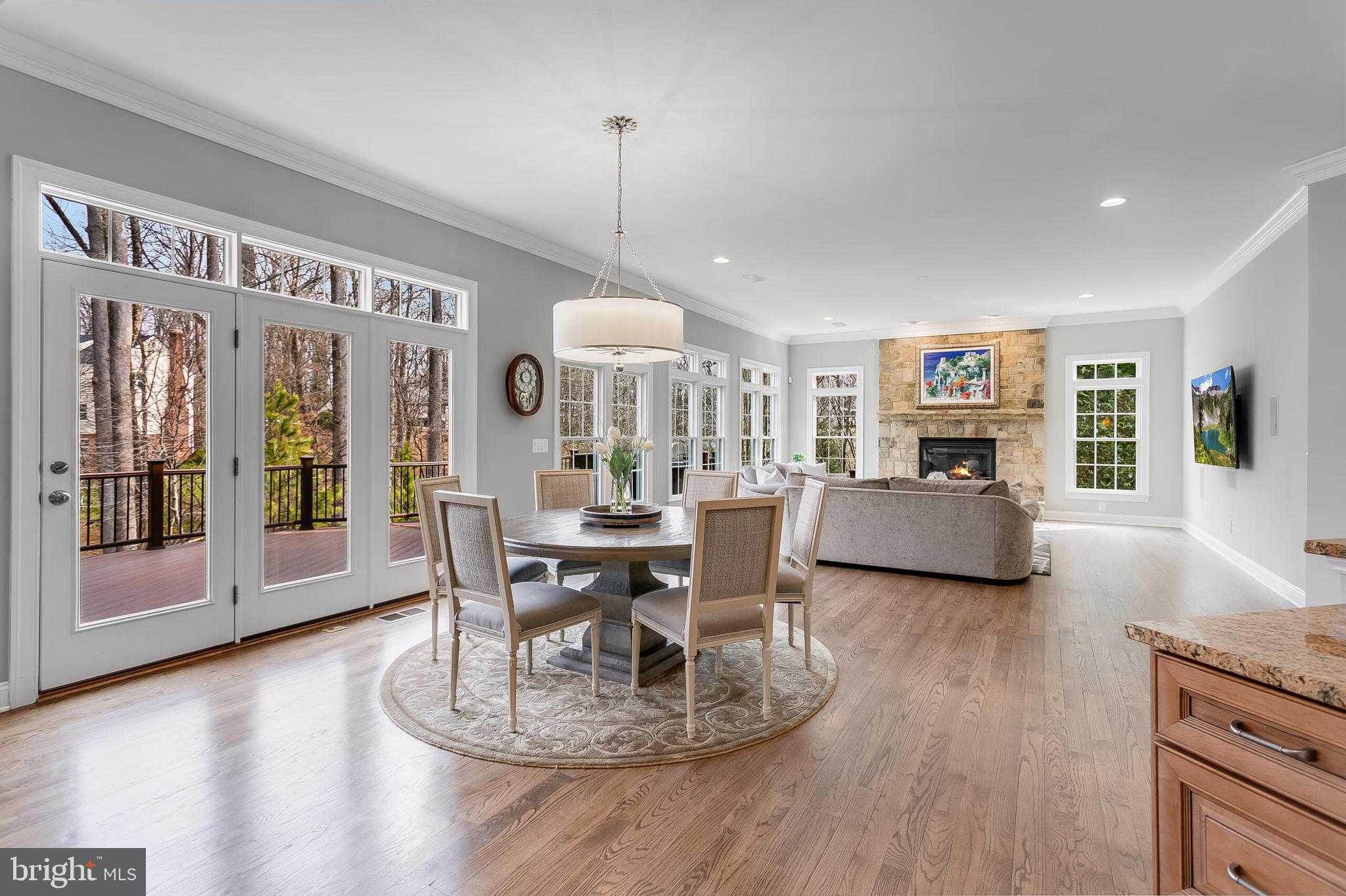 THISTLE RIDGE - Residential