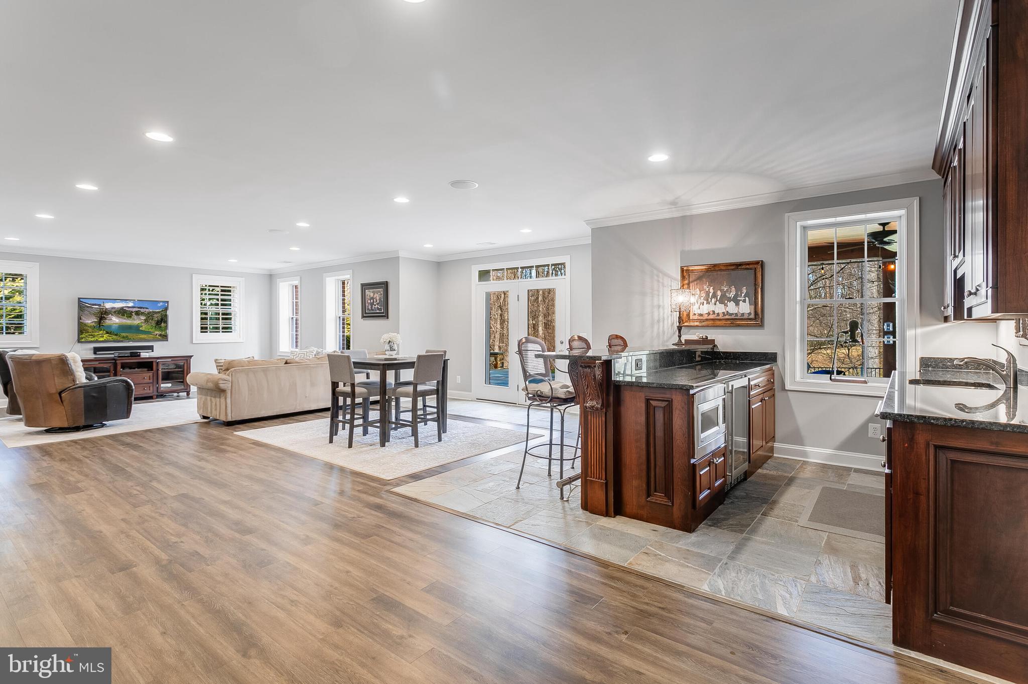 THISTLE RIDGE - Residential